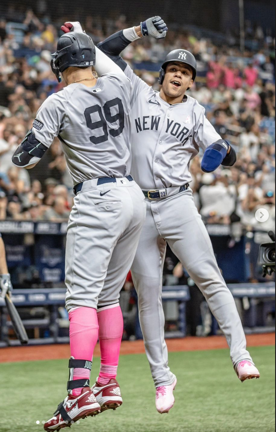 JUAN SOTO OF THE NEW YORK YANKEES WEARING MOTHER'S DAY CLEAT