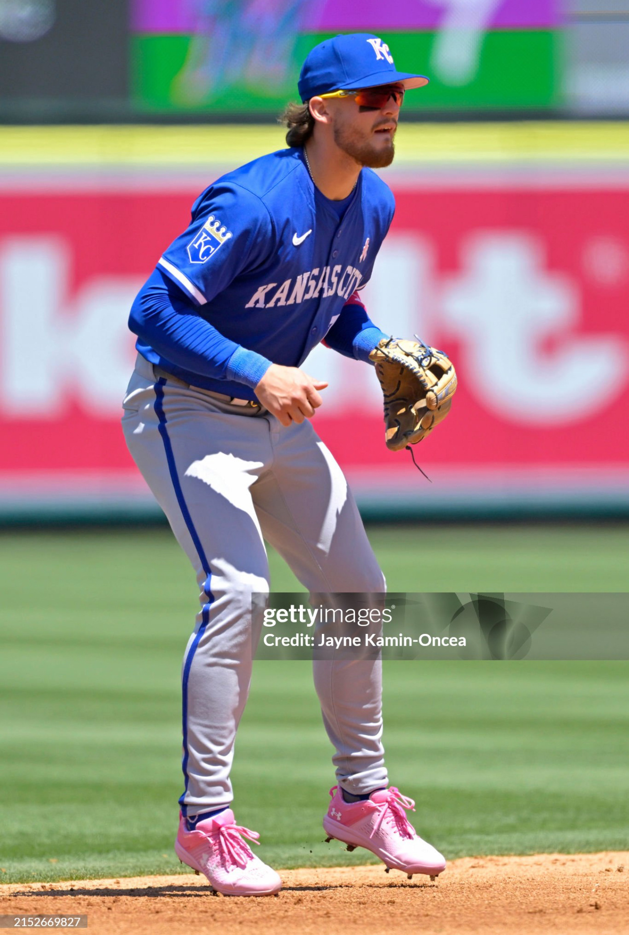 BOBBY WITT JR OF THE KANSAS CITY ROYALS WEARING MOTHER'S DAY CLEAT