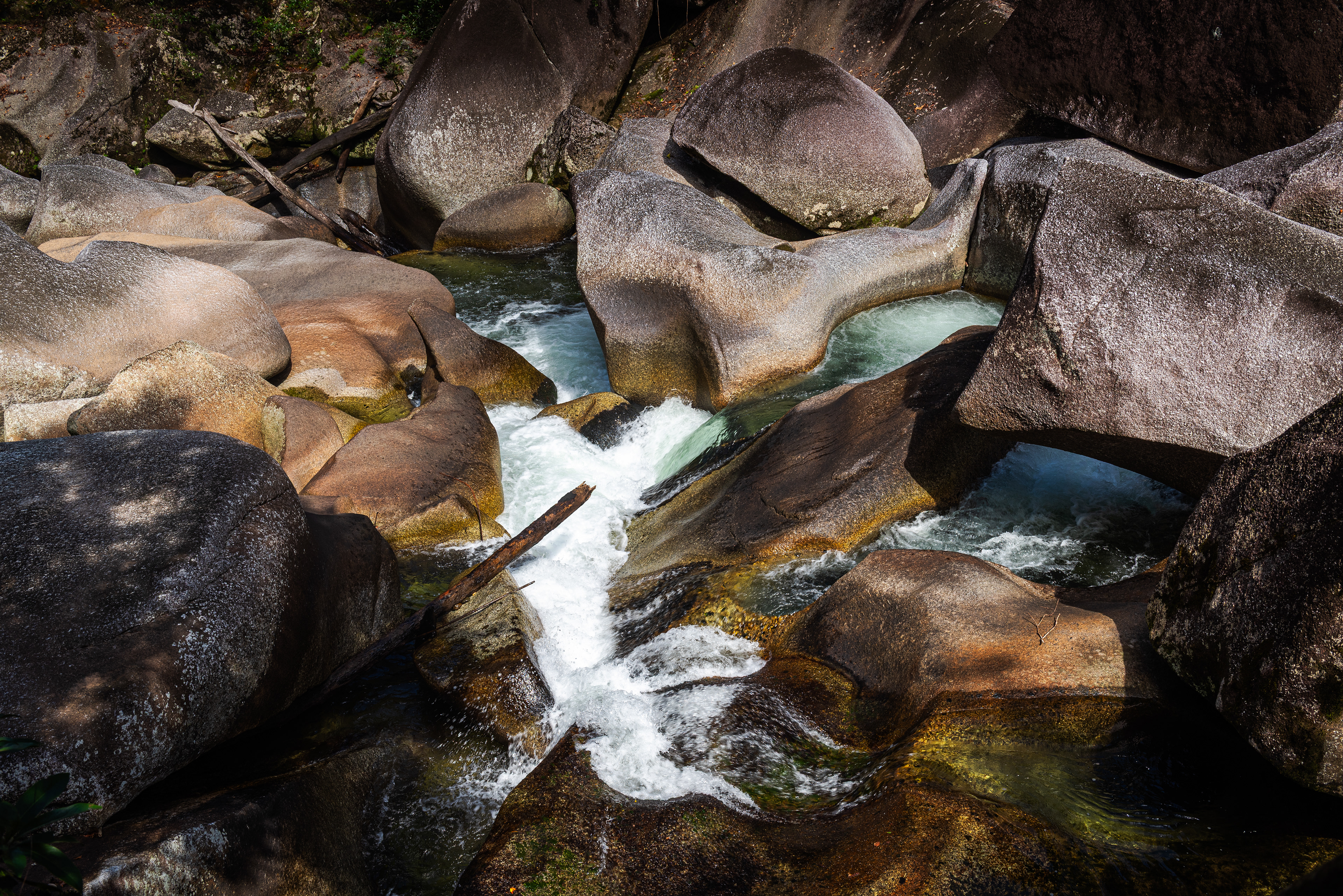 Babinda Boulders