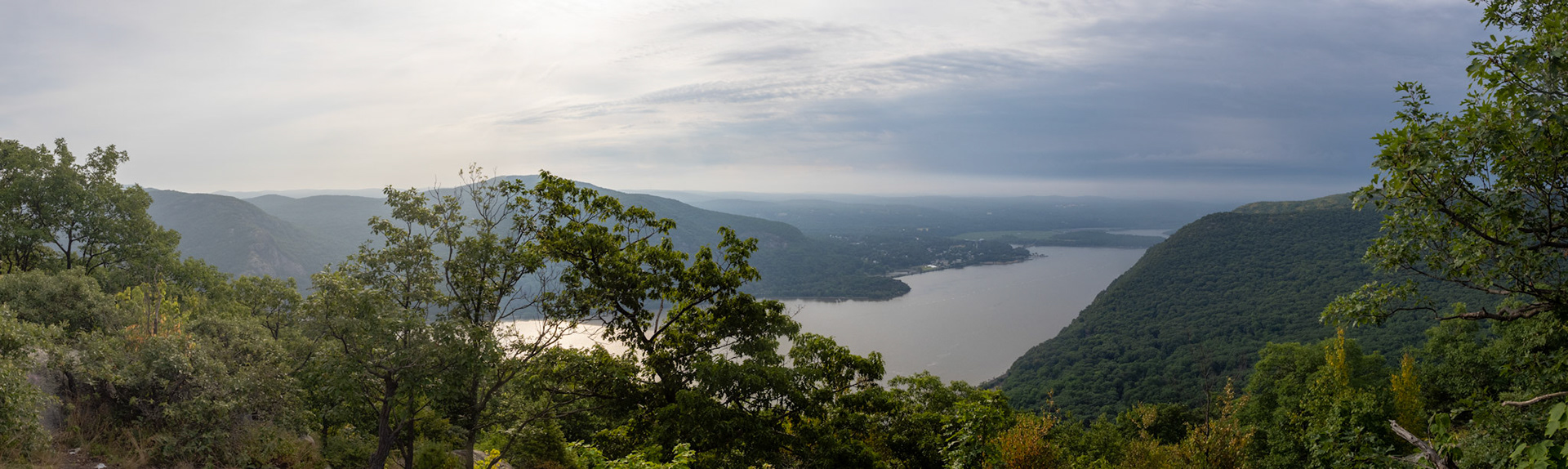 Elevation gained, looking down river at Cold Spring. Breakneck hidden to the left.