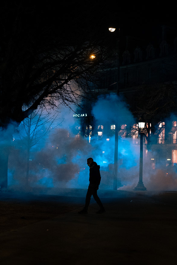Convoi de la Liberté, Champs Élysées, Paris. 12 Février 2022.