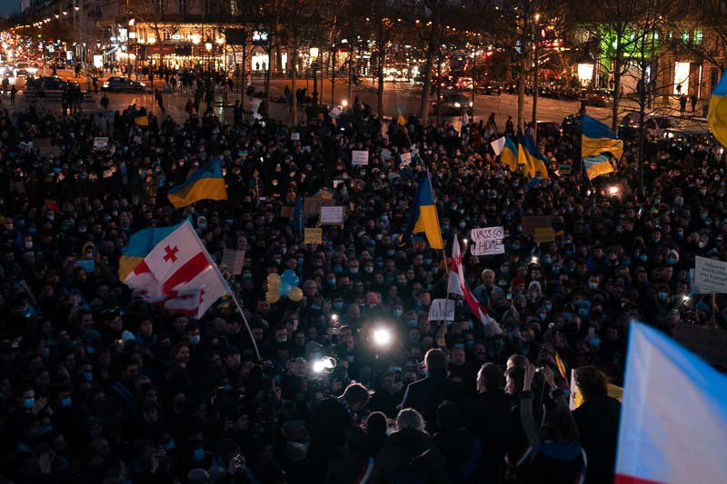 Rassemblement en soutien à l'Ukraine, Place de la République, Paris. 24 février 2022
