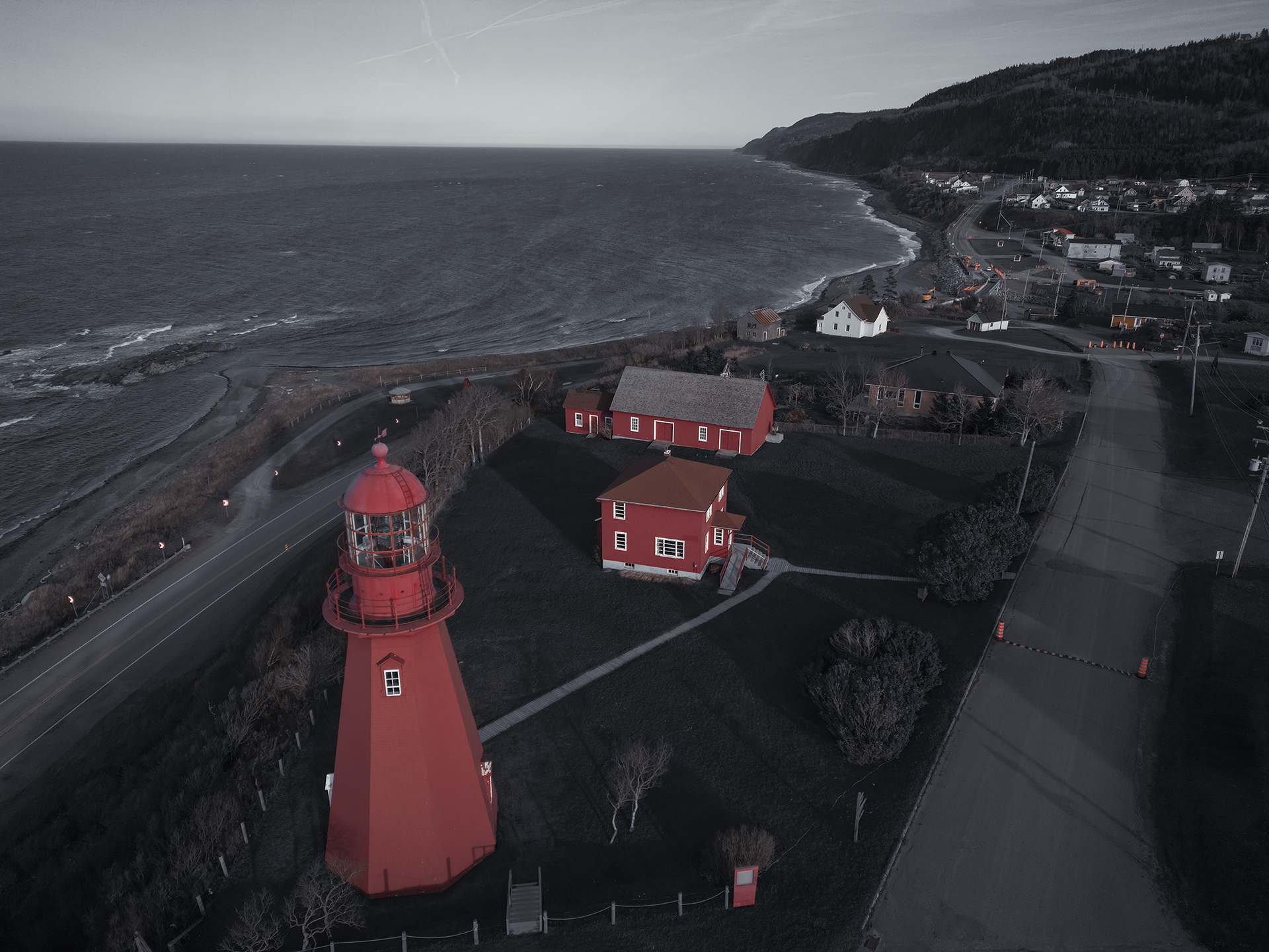 En rouge et gris