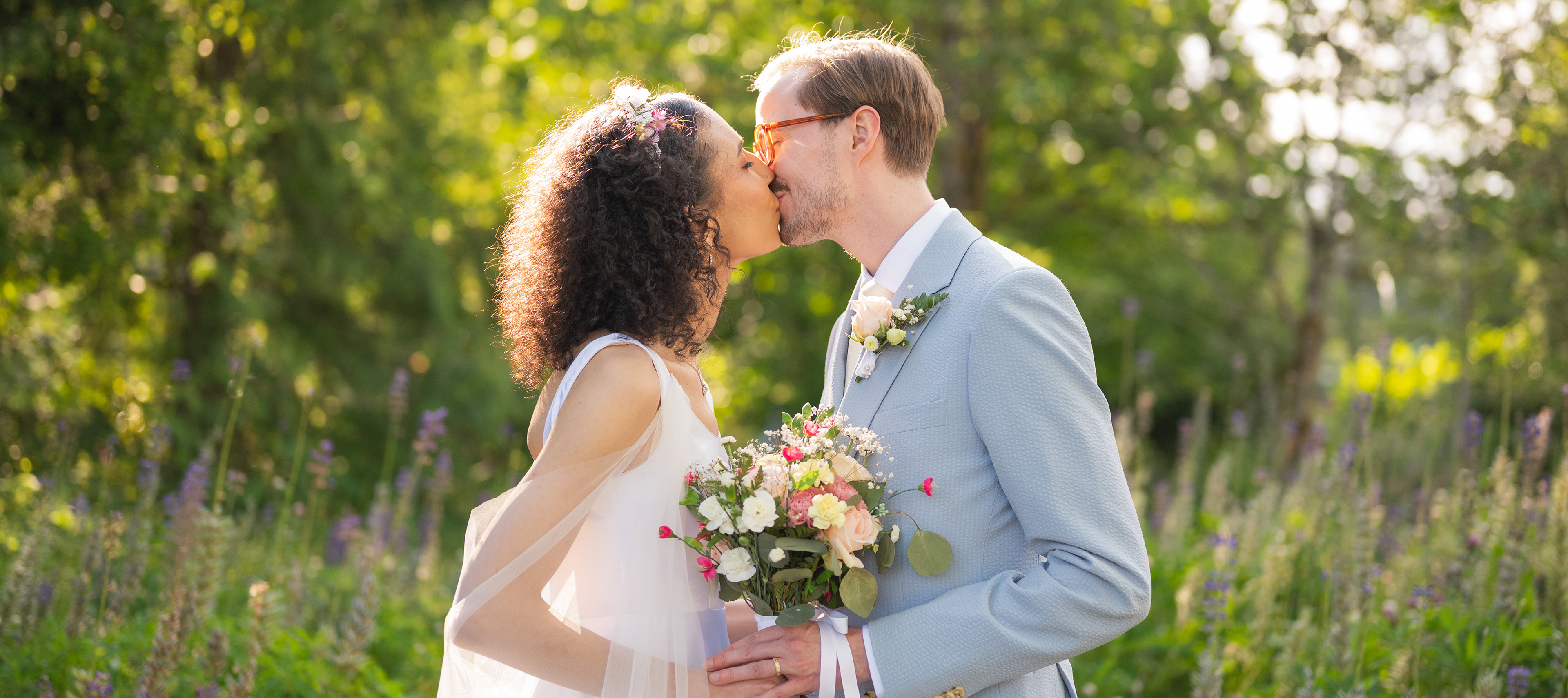 Wedding photo at Seymour gold course in North Vancouver, BC