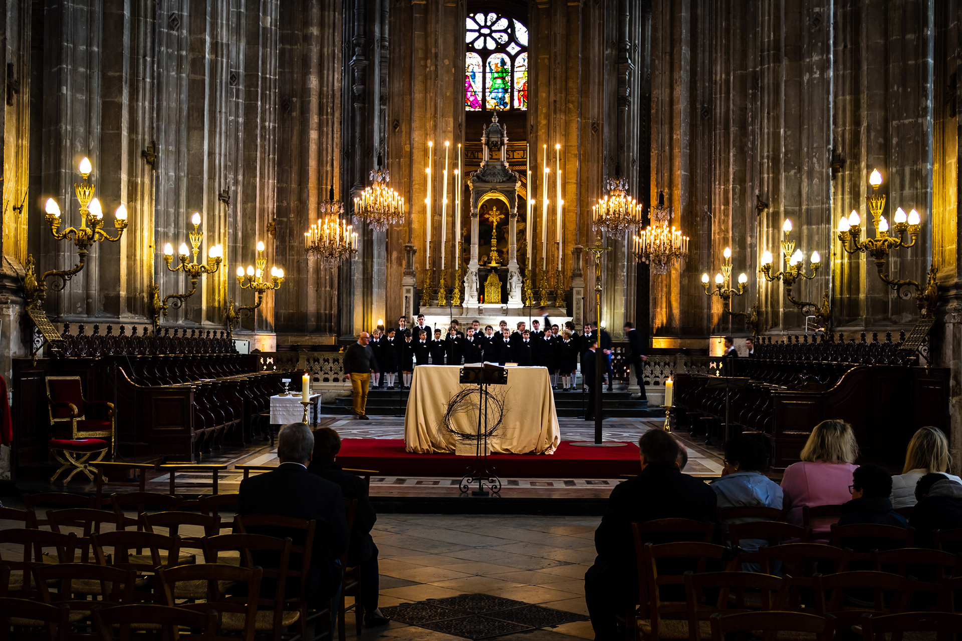Le chant et la lumière