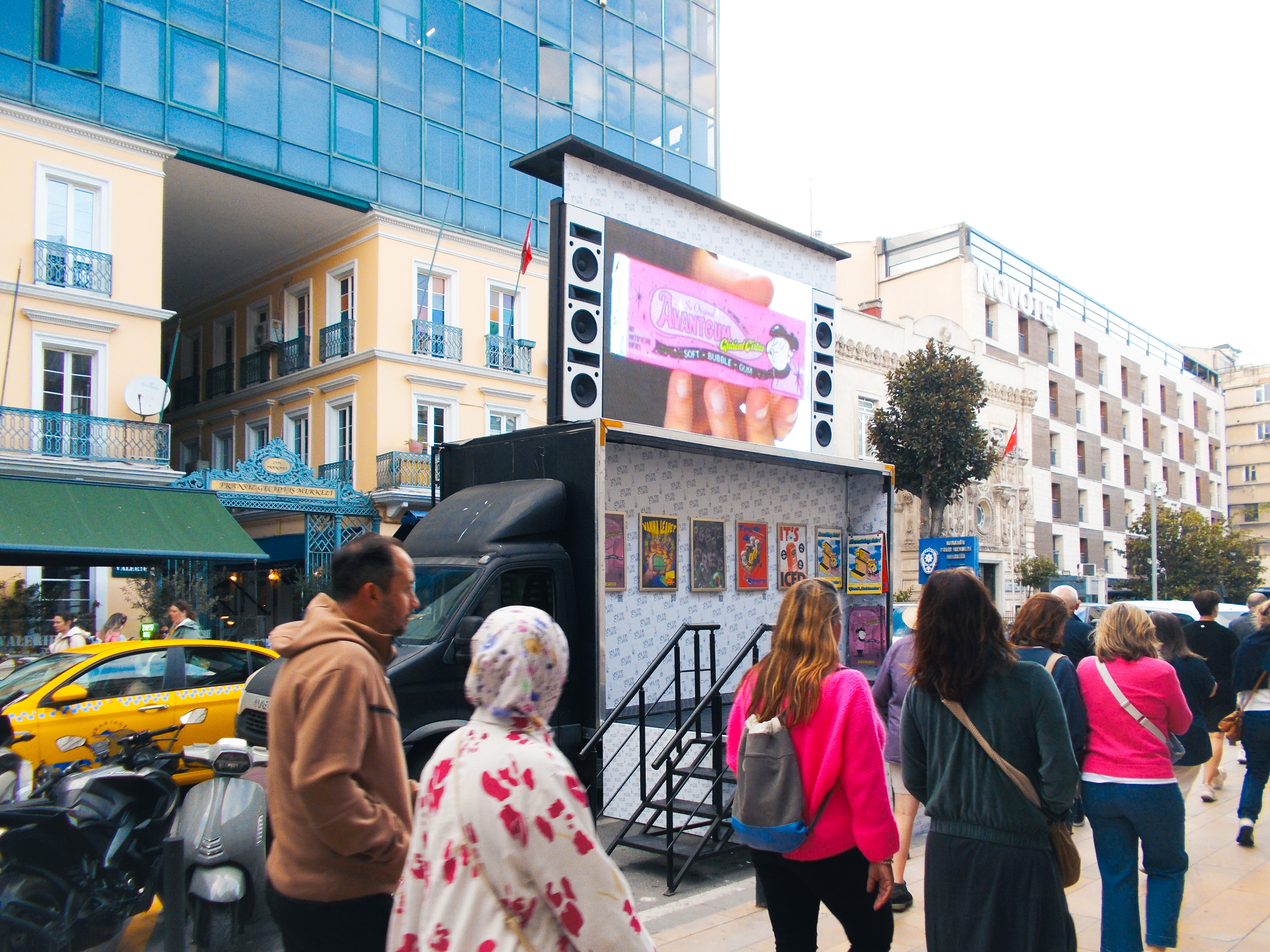 metr.cube, 3rd Cube: Breaking Ads!, 2025