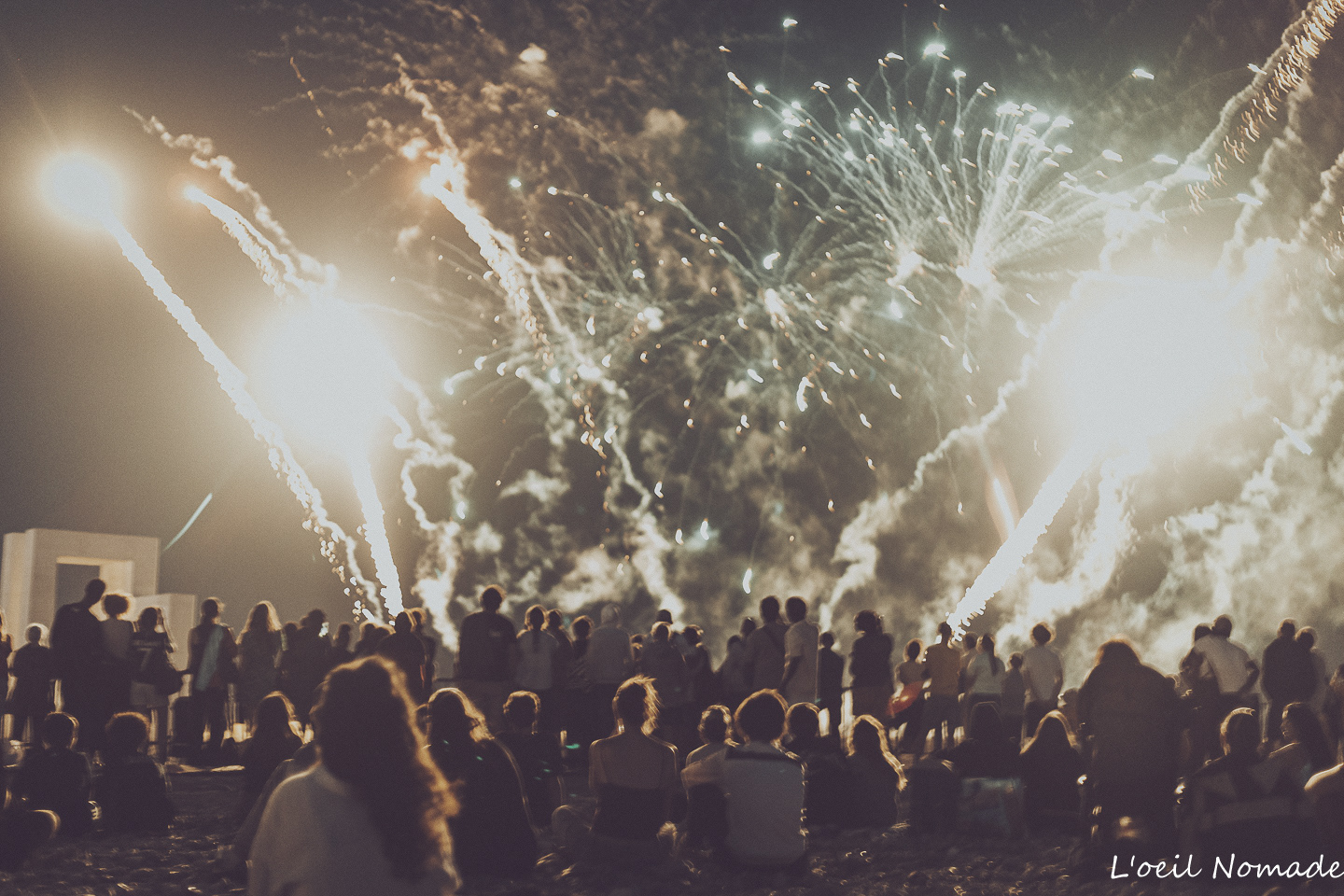 Feu d'artifice du 14 juillet au-dessus de la plage du Havre