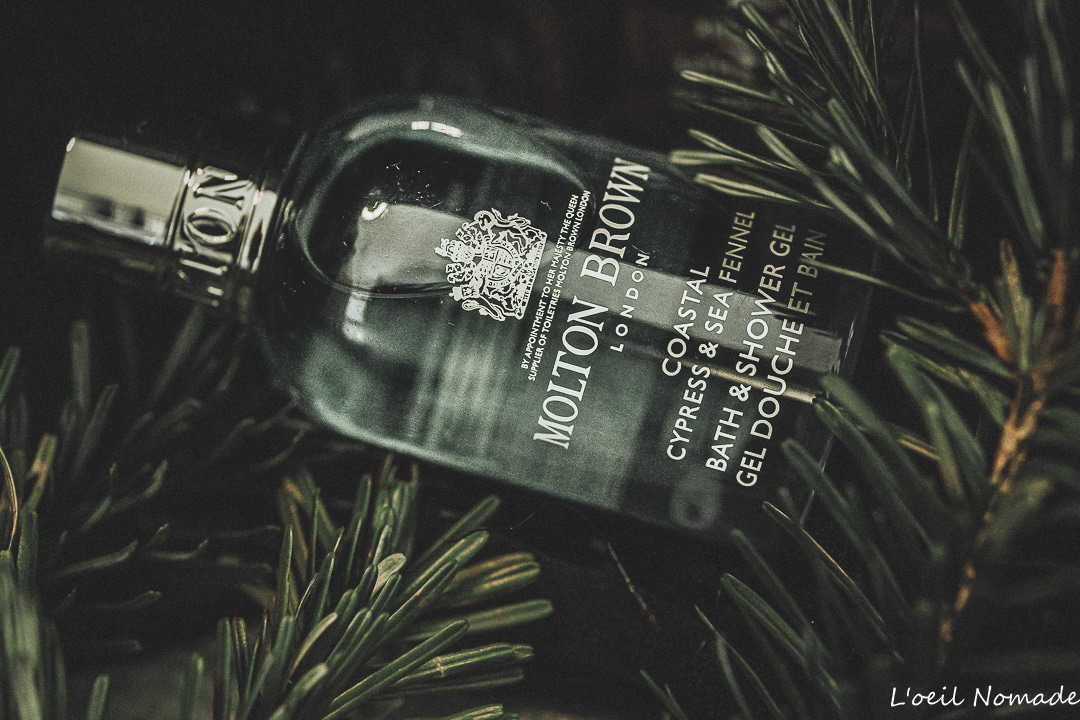 Vérité technique en cosmétique : un rendu fidèle et épuré pour valoriser l'identité de la marque.