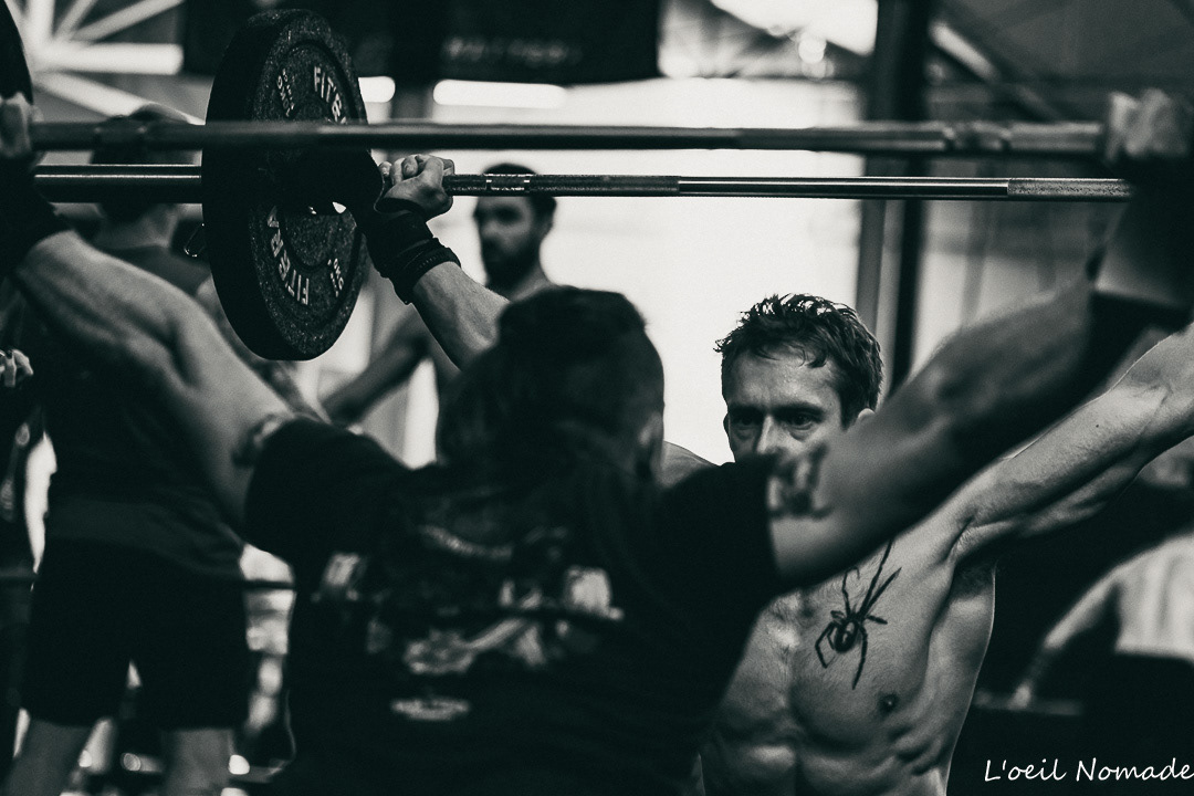 Athlète en plein effort pendant le F**k Cancer Contest au Havre