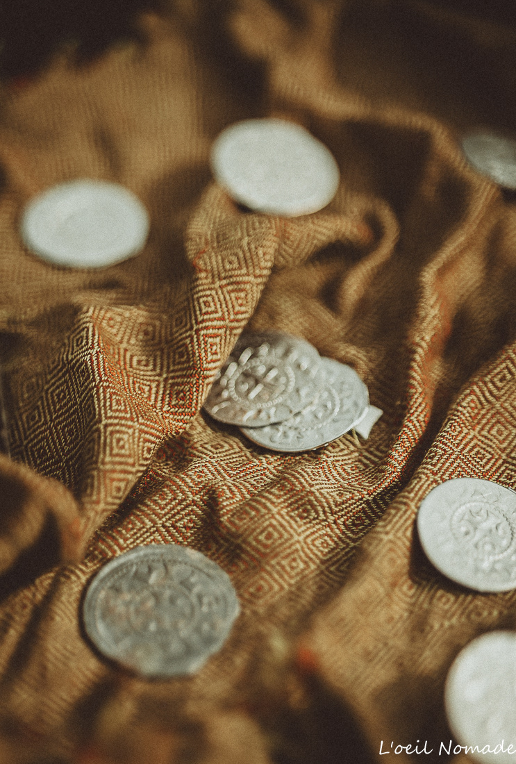 Détail d’objets artisanaux, textures et matériaux, photographie documentaire du savoir-faire.