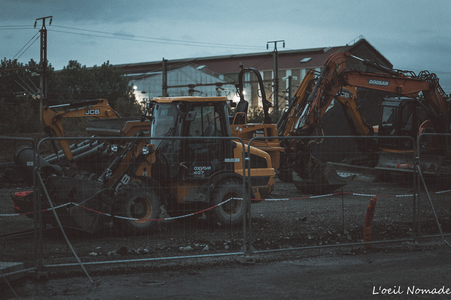 Engins de chantier sur le projet de tramway au Havre