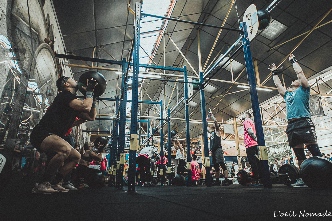 Reportage photo CrossFit caritatif Le Havre, captation de l'effort physique brut et de l'émotion solidaire lors d'un événement caritatif.