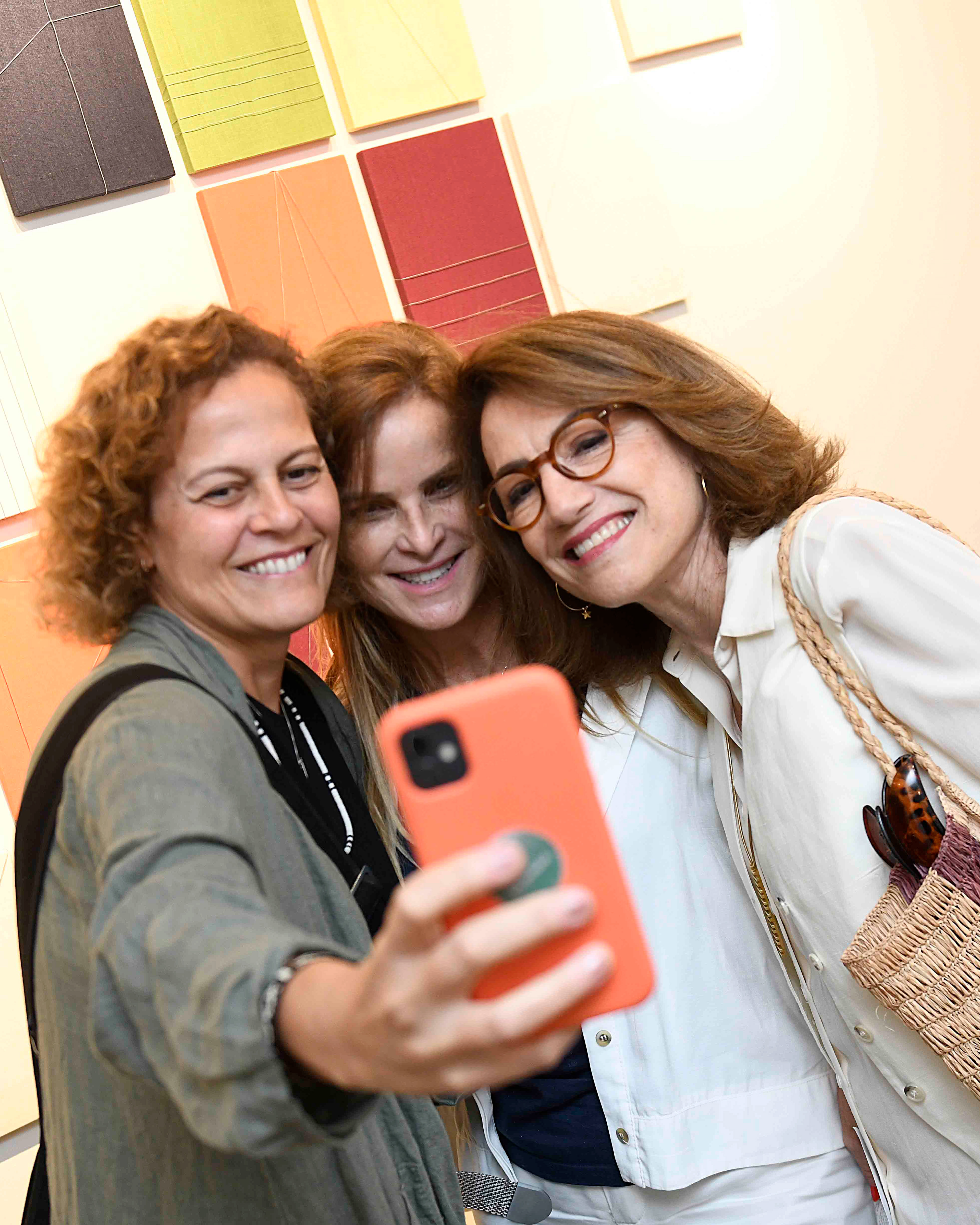Fotos abertura. Andrea Brazil, Liane Mitchels e OlgaFoto: Ari Kaye