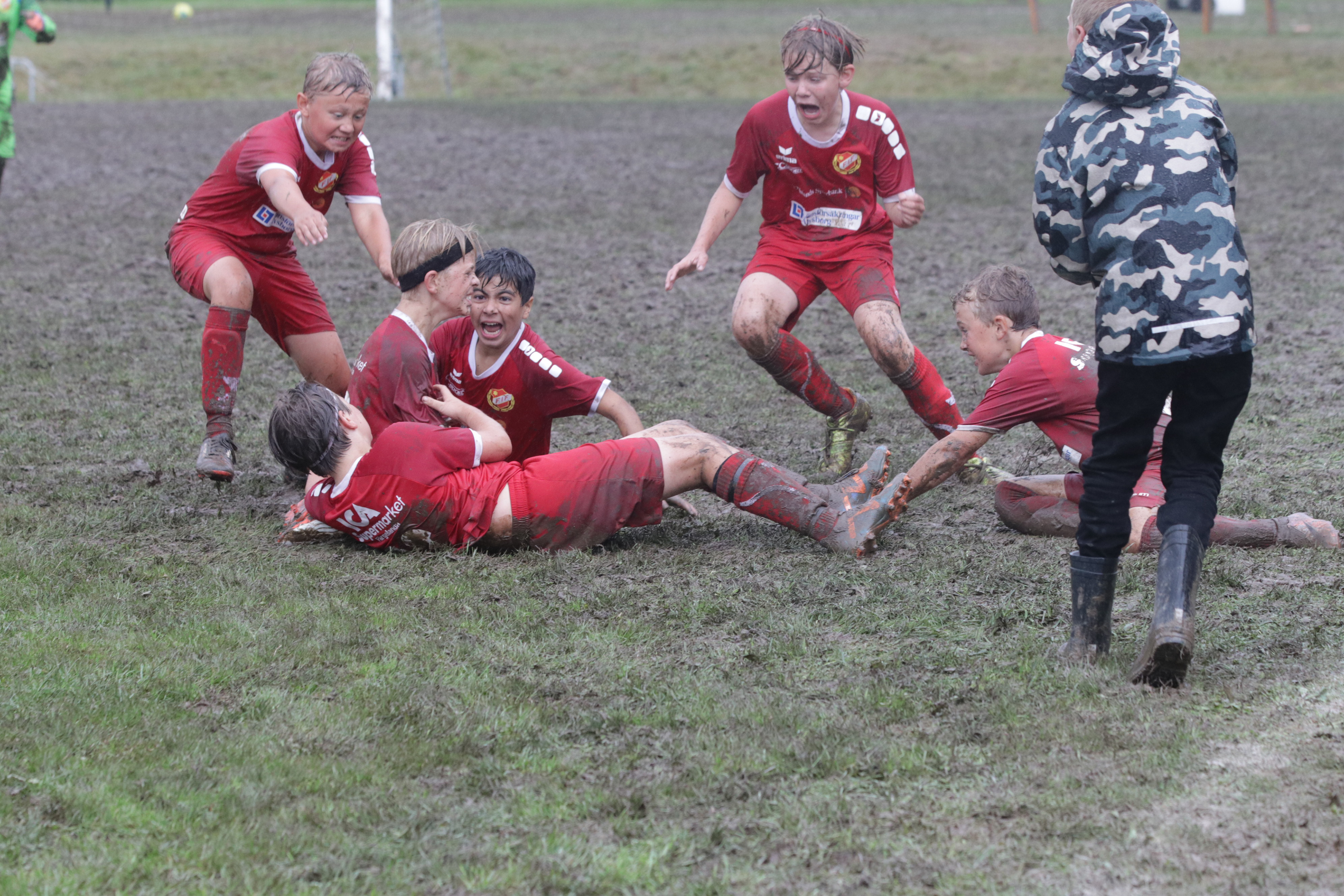 Lera och regn i Färgelanda cup 2023