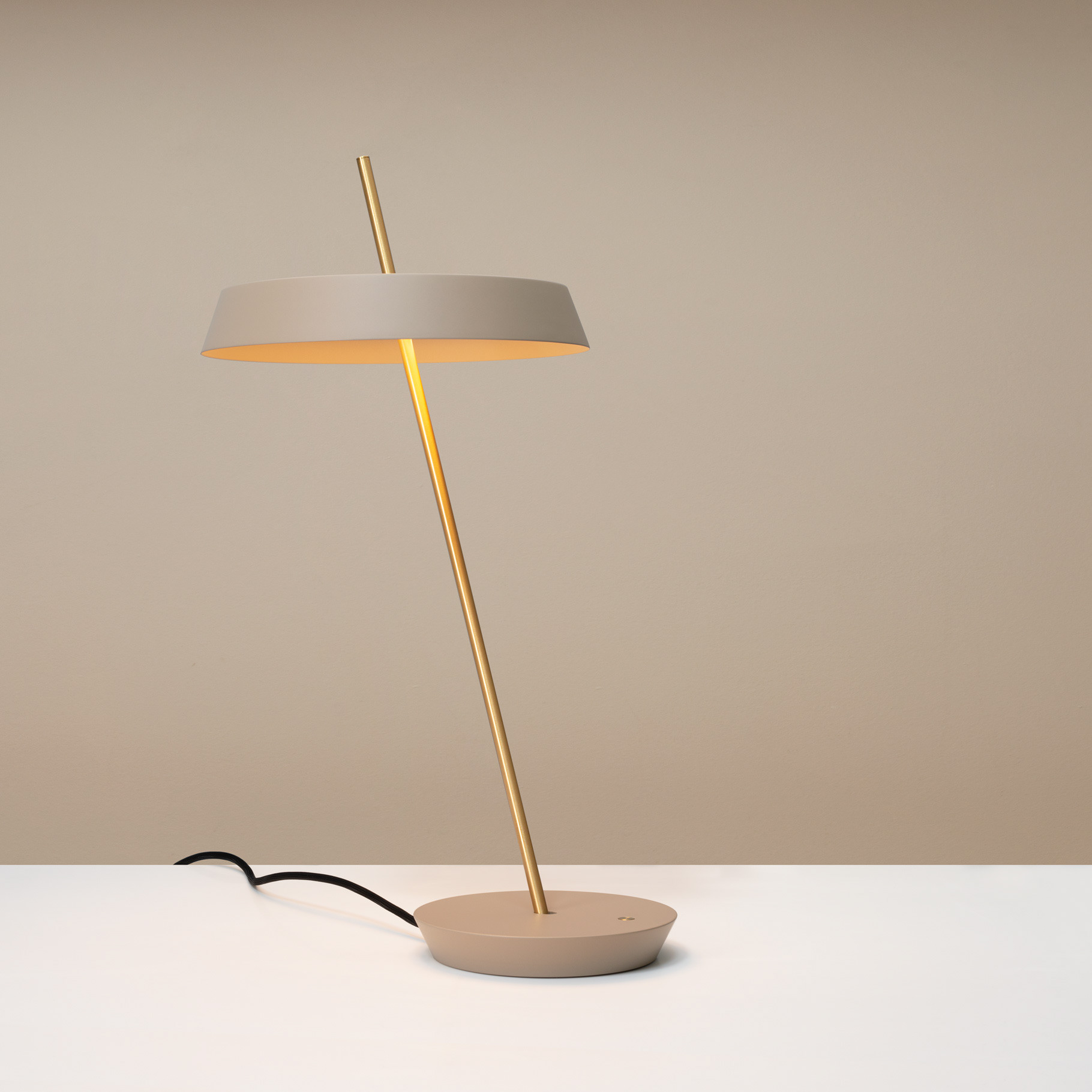 mawa Tischleuchte "giro" 