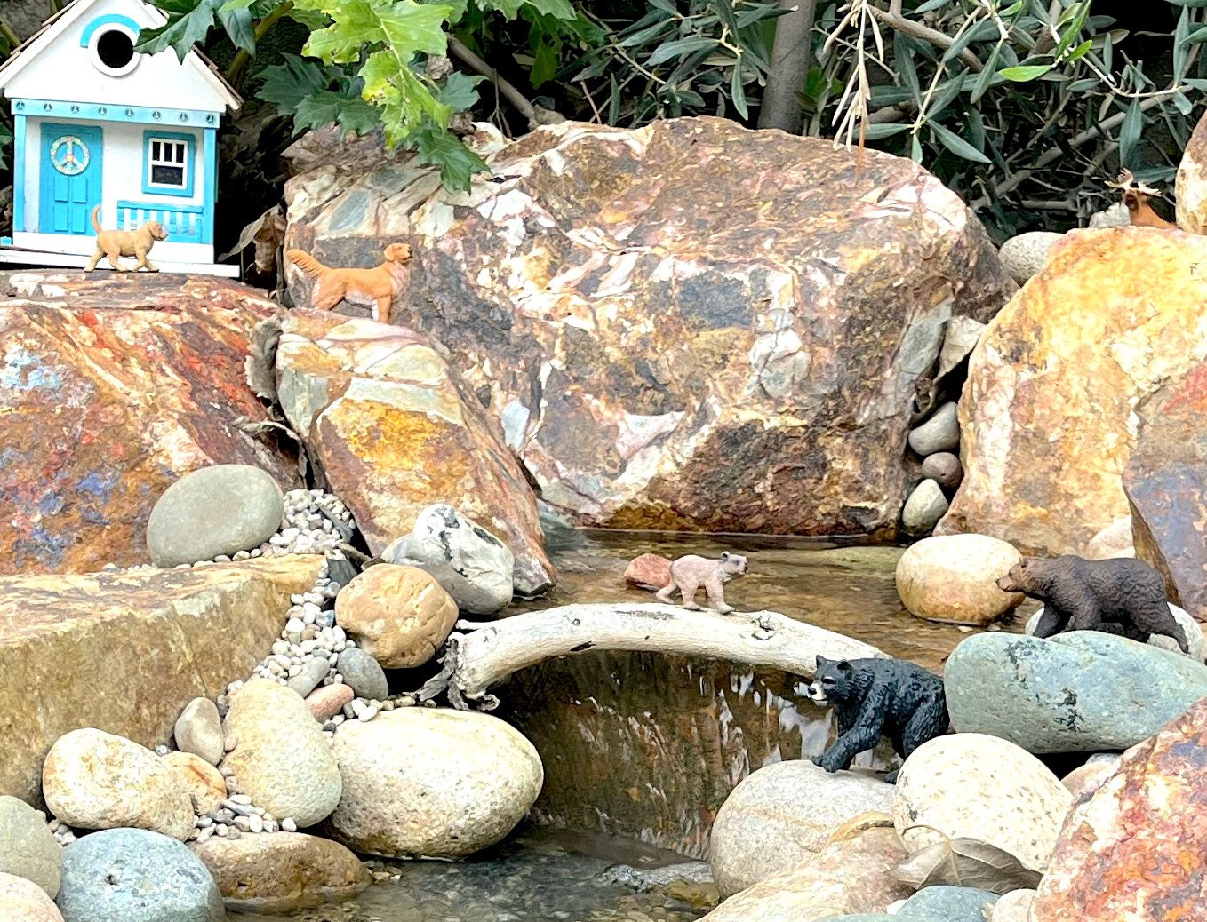 WATER FEATURE PLAY AREA