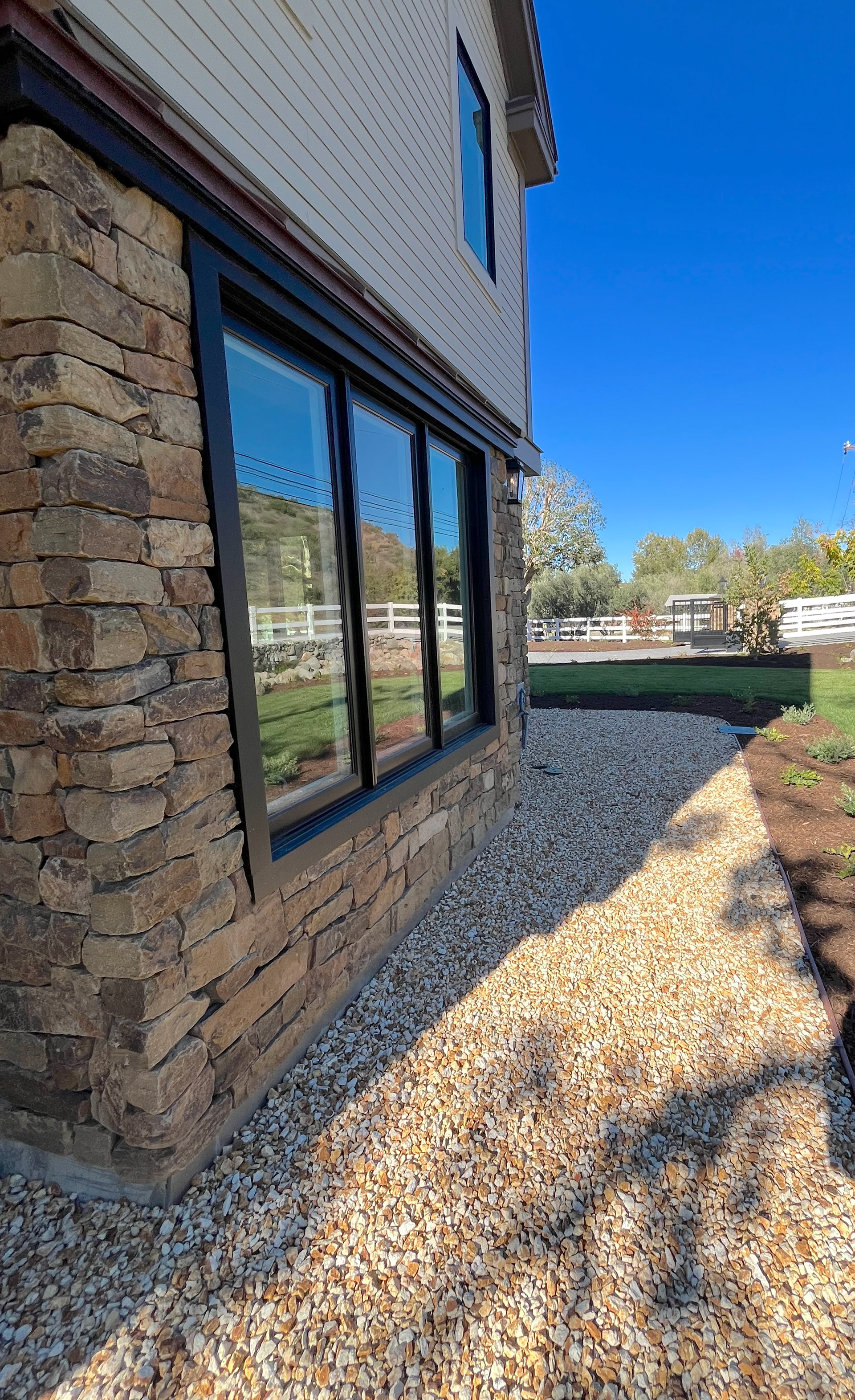 GRAVEL TRAIL PERIMETER