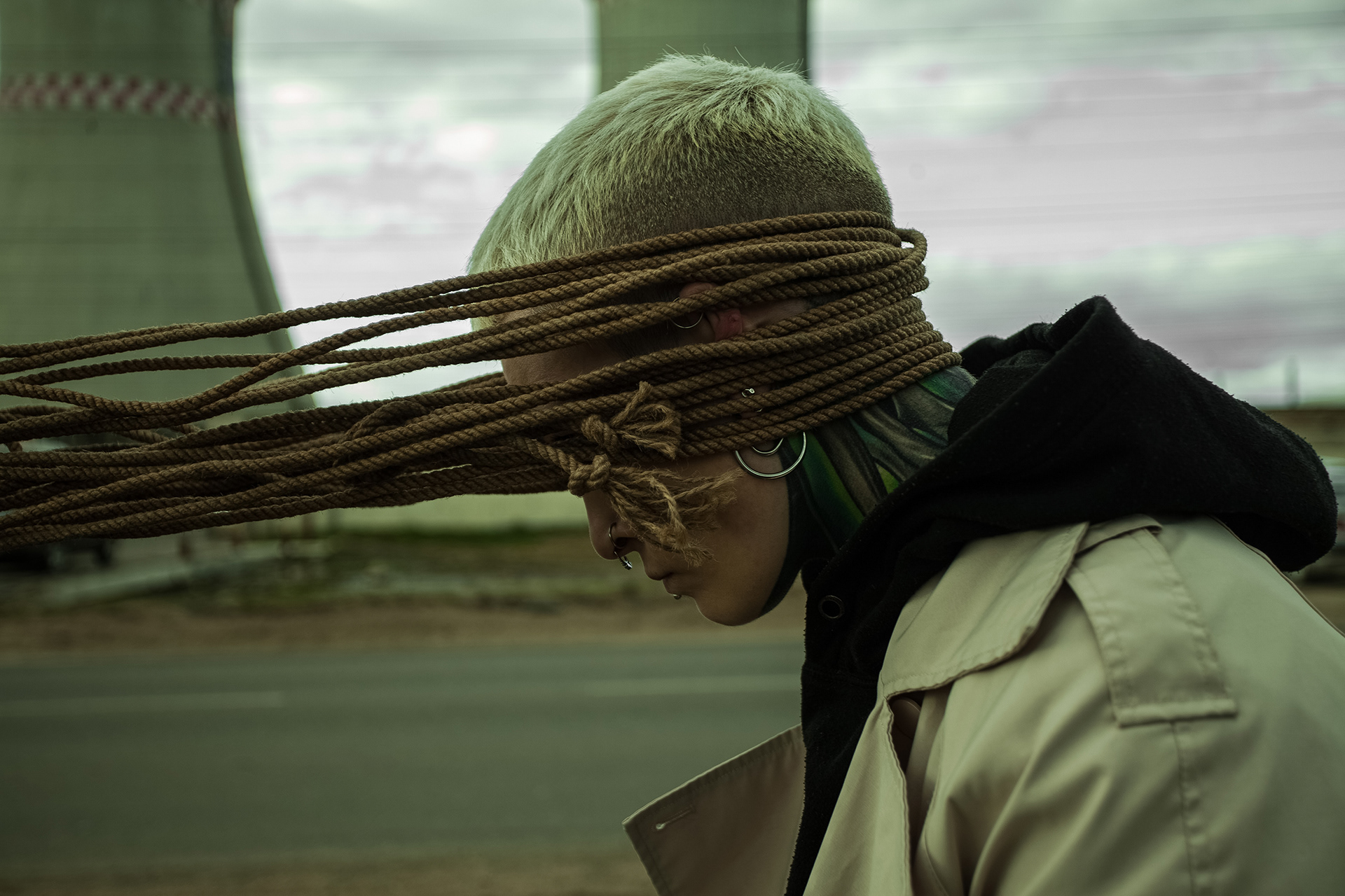 Apoliticality of industrial regions