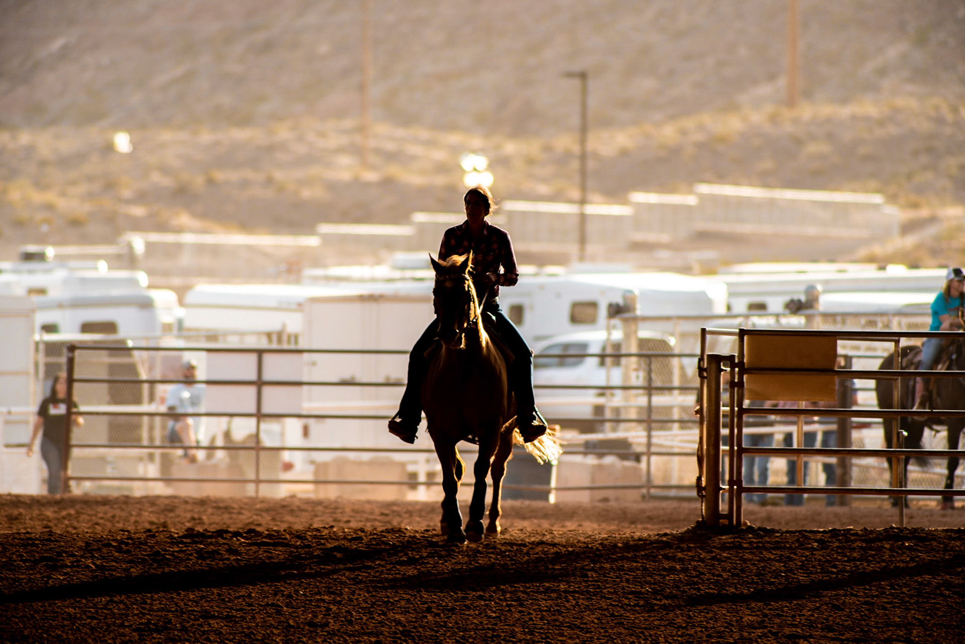 I love scenes that are high contrast most of the time, especially when it works!