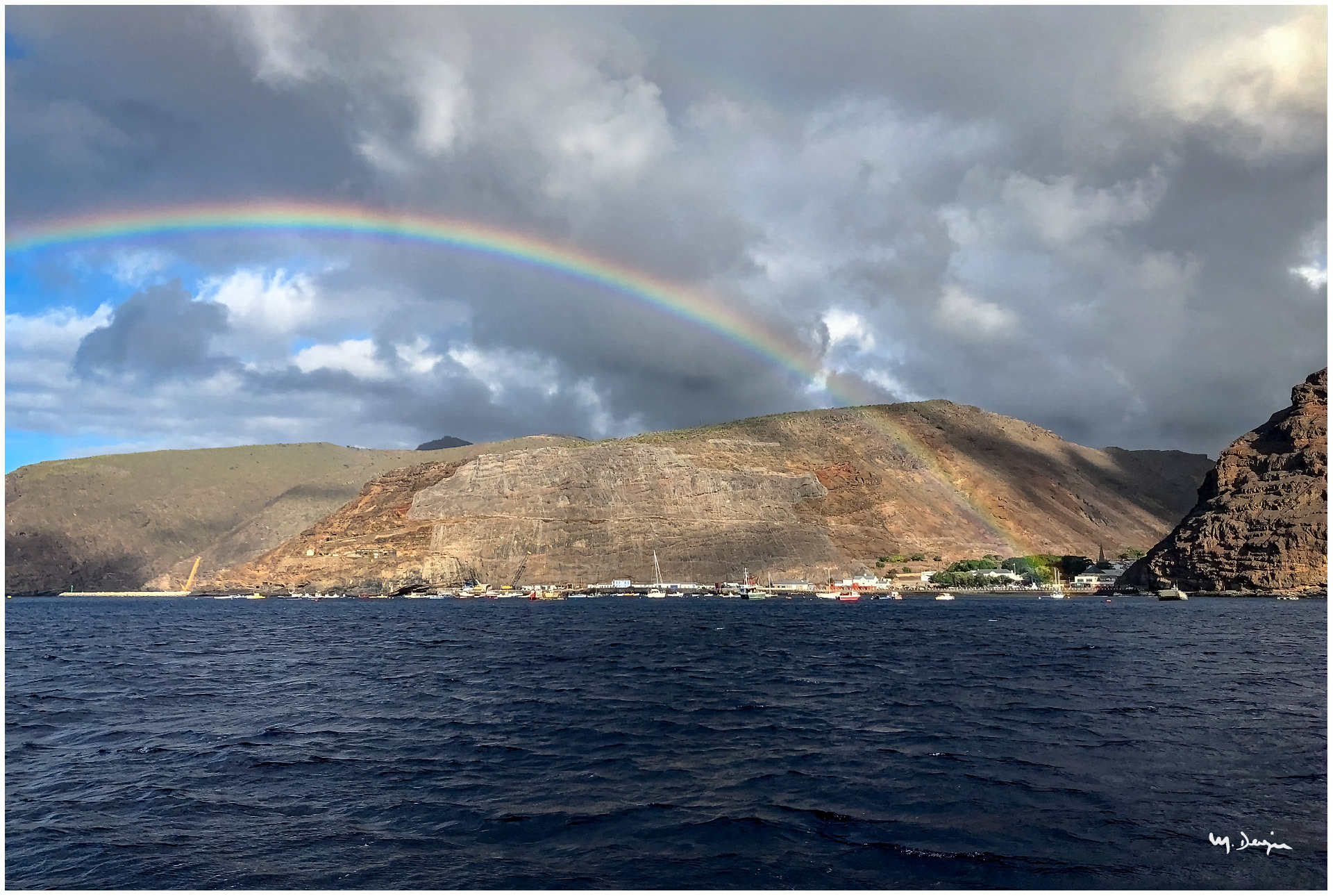 Setting sail to Cape Verde. Good by lovely Saint Helena