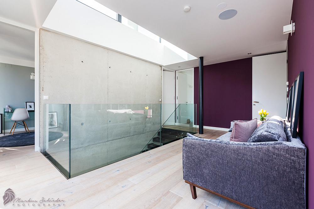 INTERIOR / APARTMENT