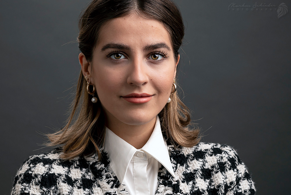 CORPORATE PORTRAIT