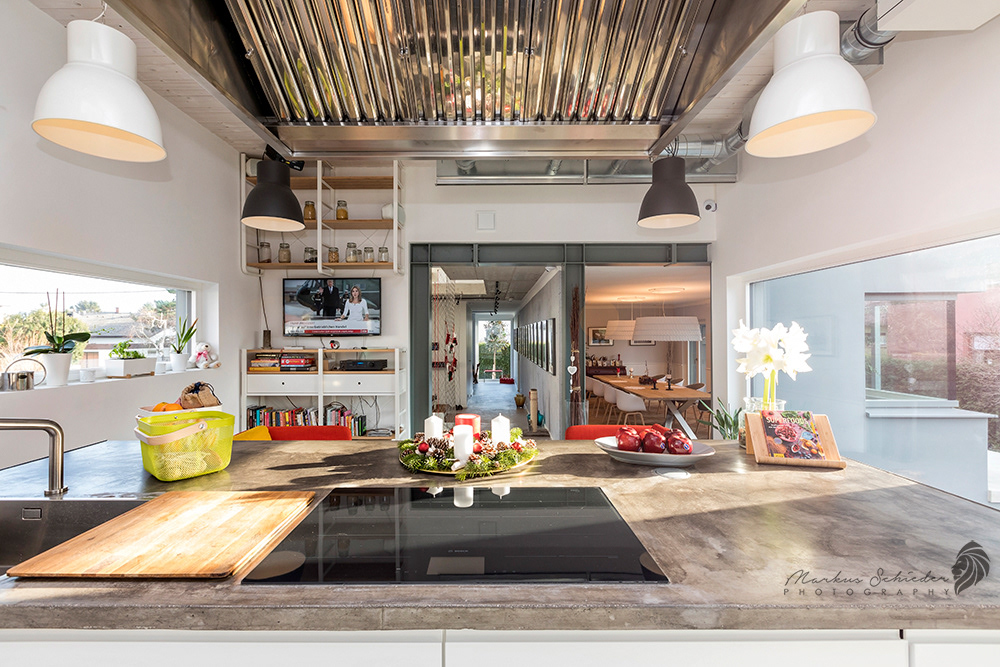 INTERIOR / APARTMENT