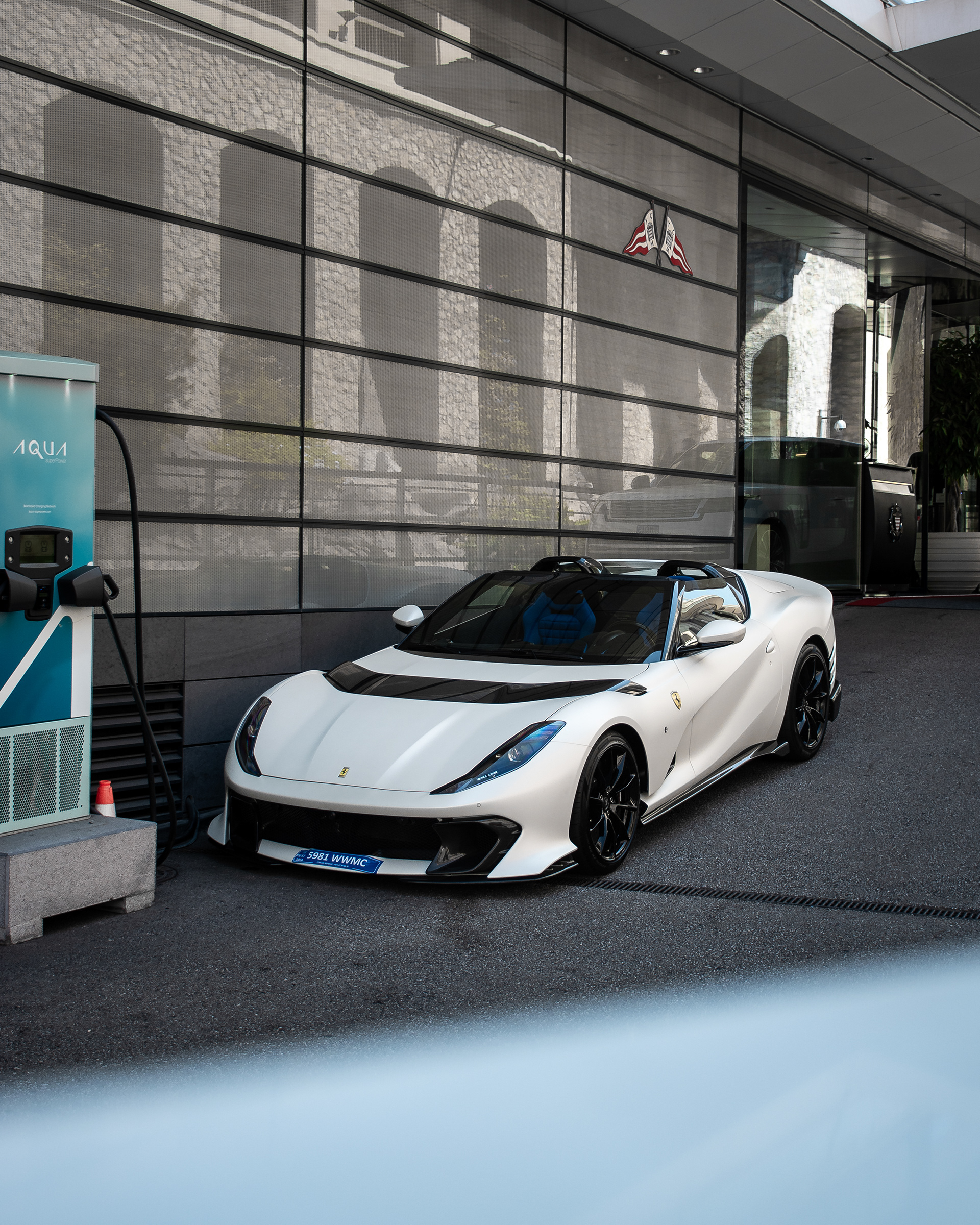 Ferrari 812 Competizione Aperta