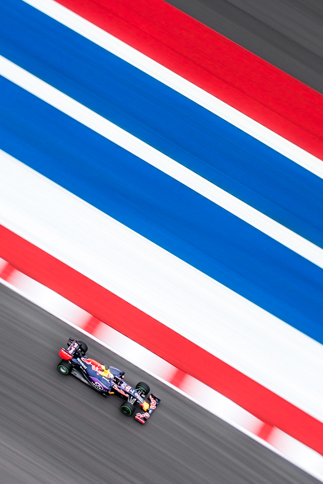 Daniel Ricciardo of Infiniti Red Bull Racing seen during FP1 prior to the 2015 United States Grand Prix at Circuit of the Americas in Austin.