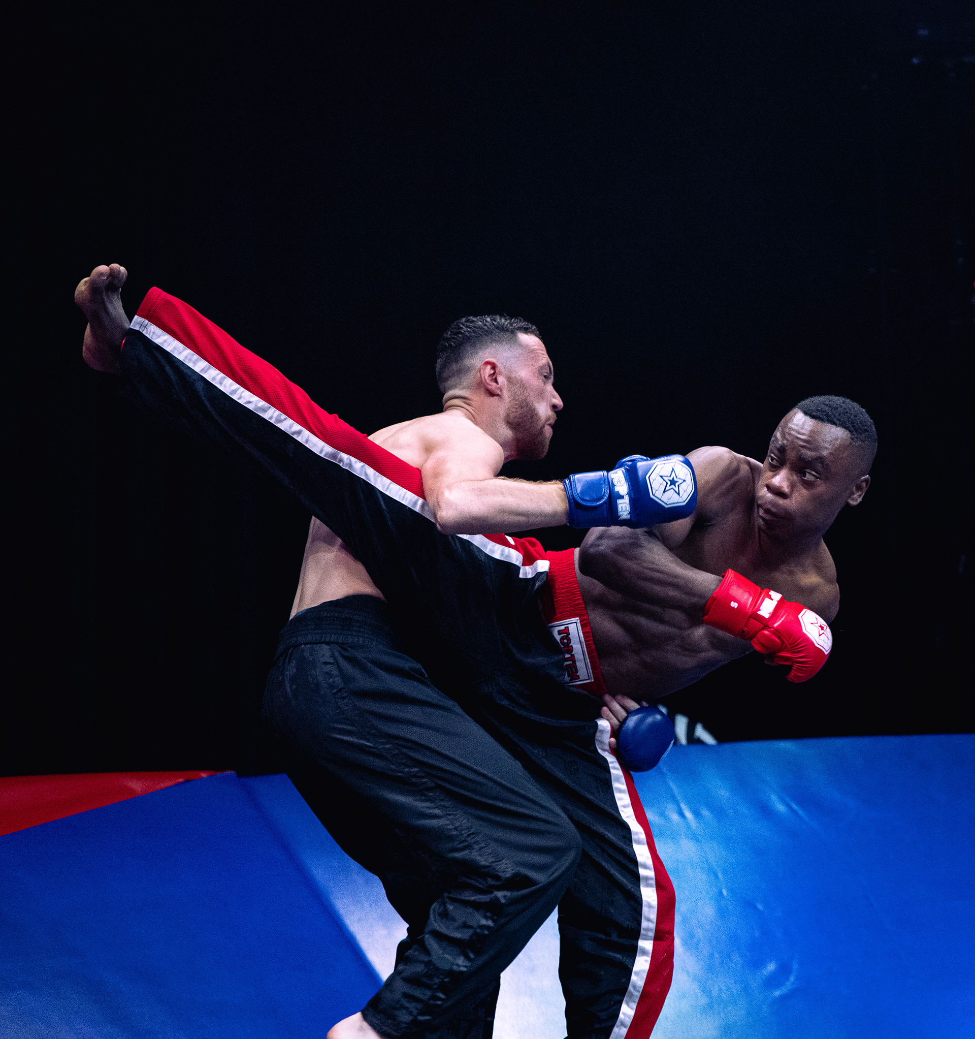 TOTAL KOMBAT O2 ARENA LONDON