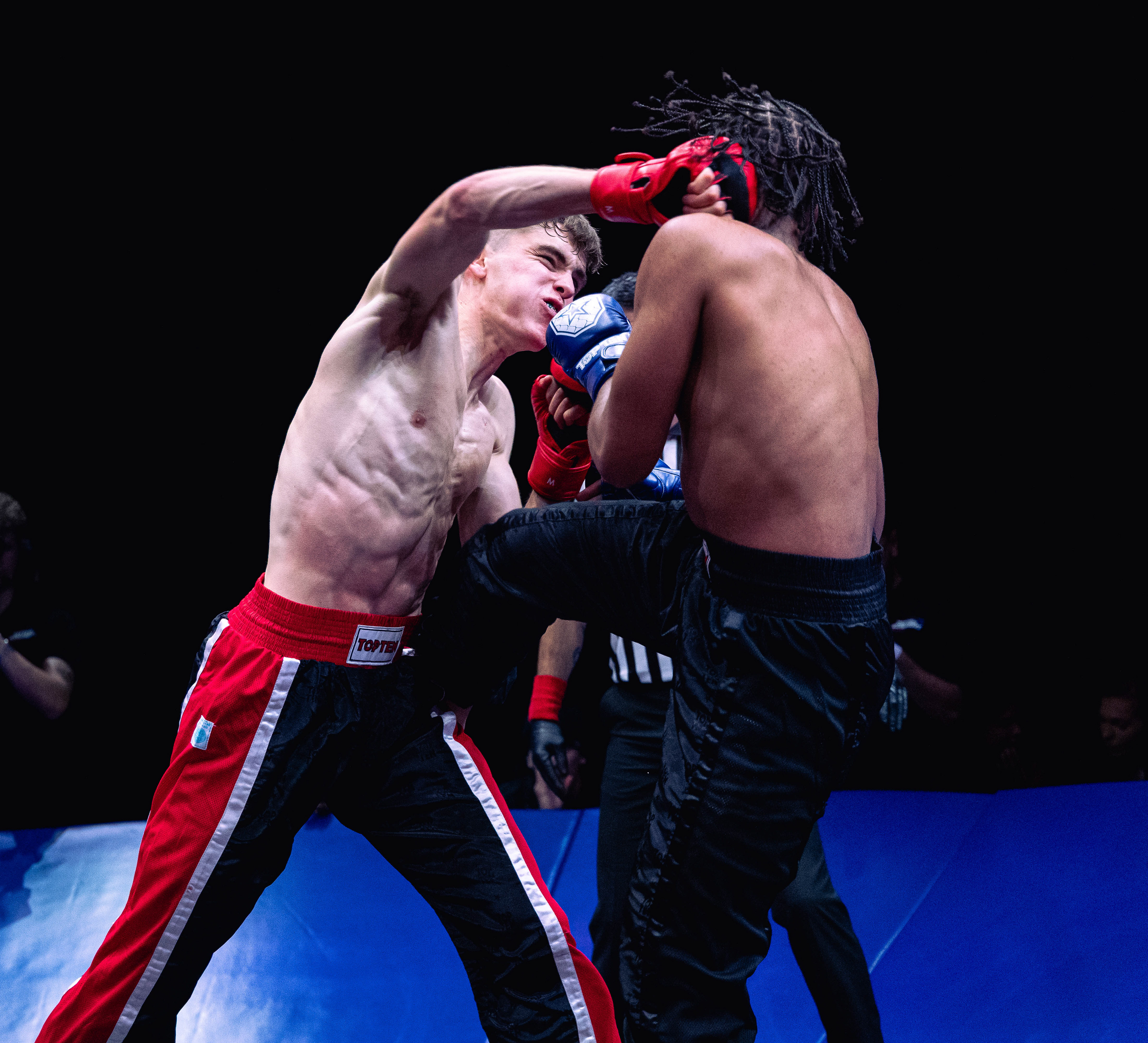 TOTAL KOMBAT O2 ARENA LONDON