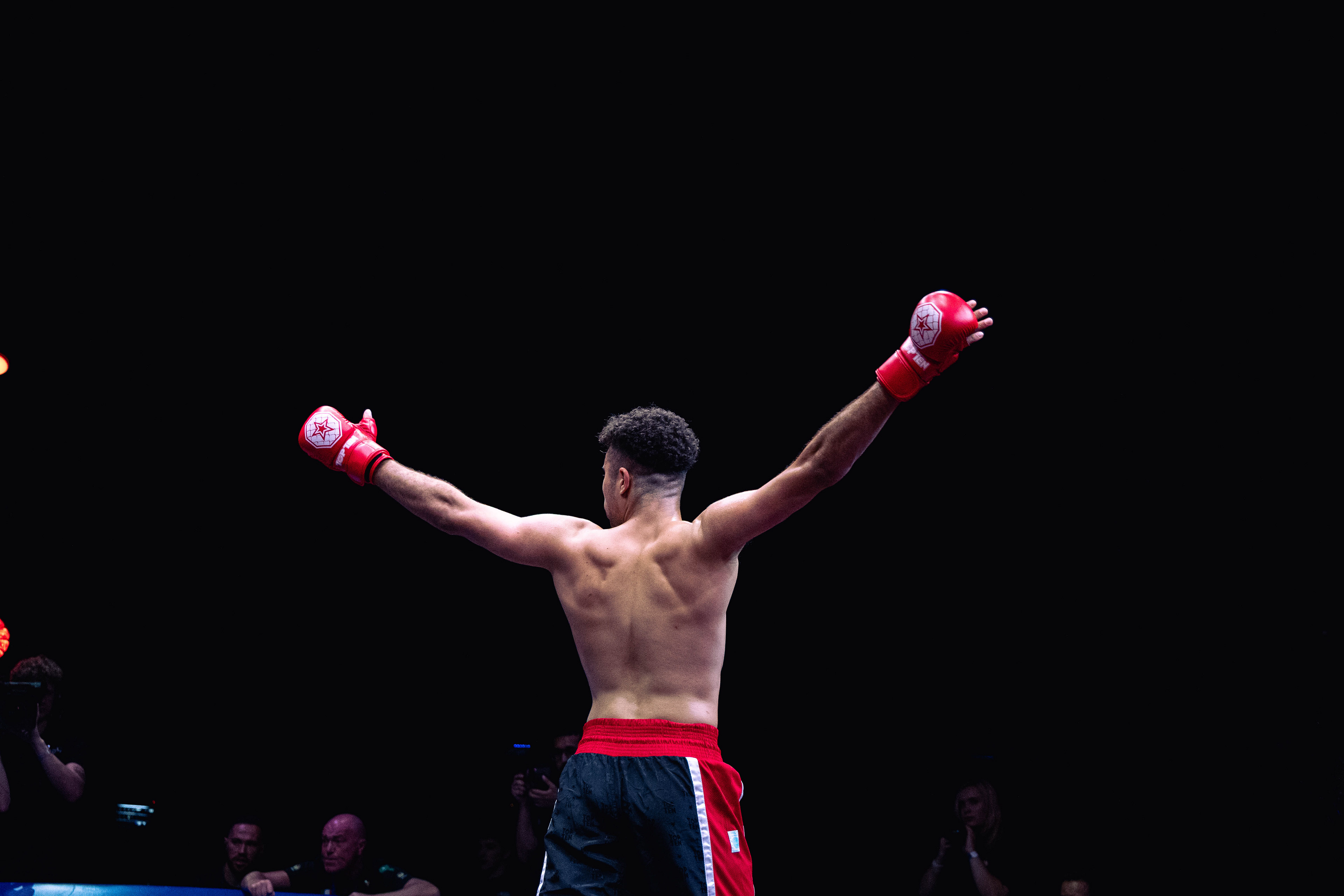 TOTAL KOMBAT O2 ARENA LONDON