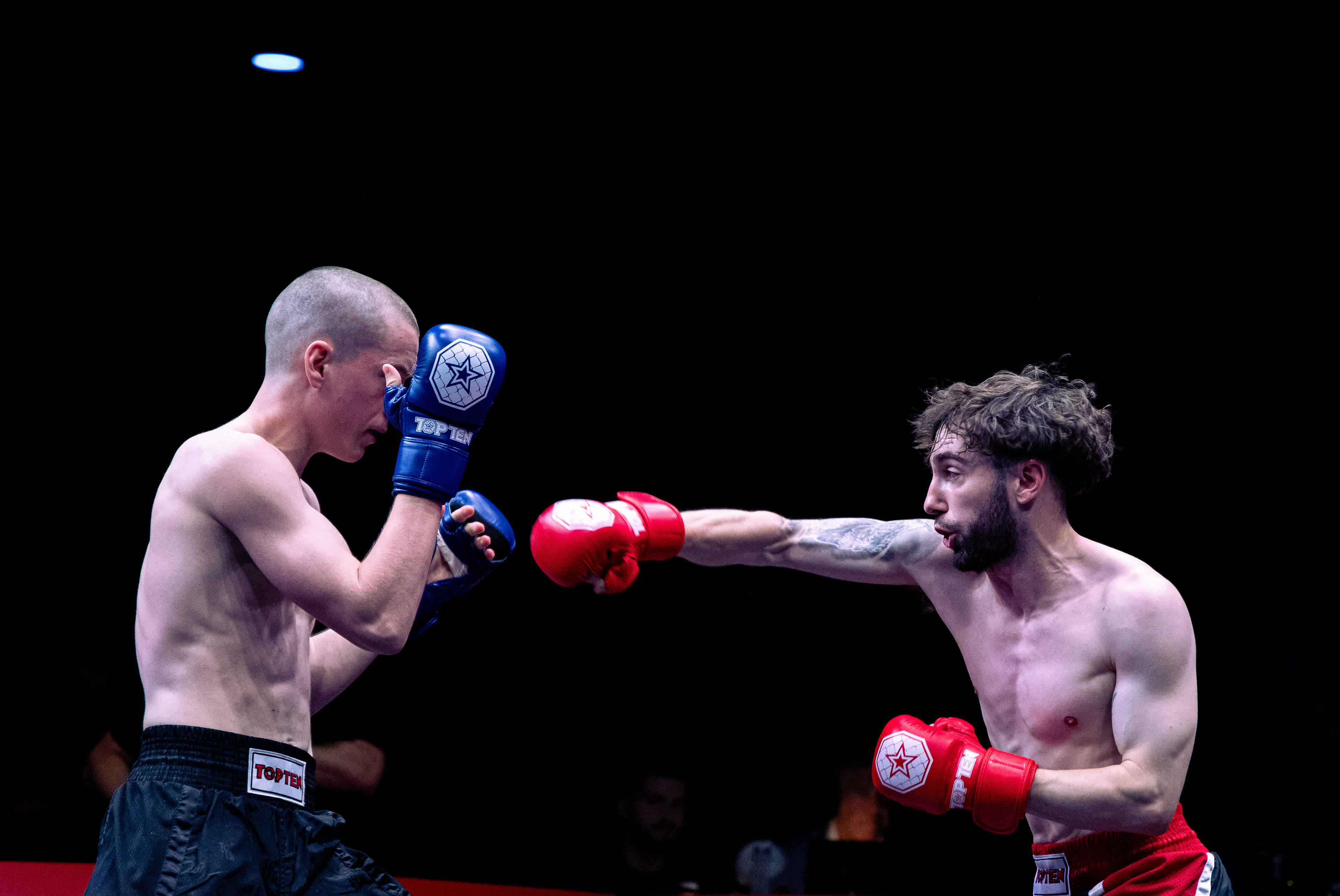 TOTAL KOMBAT O2 ARENA LONDON