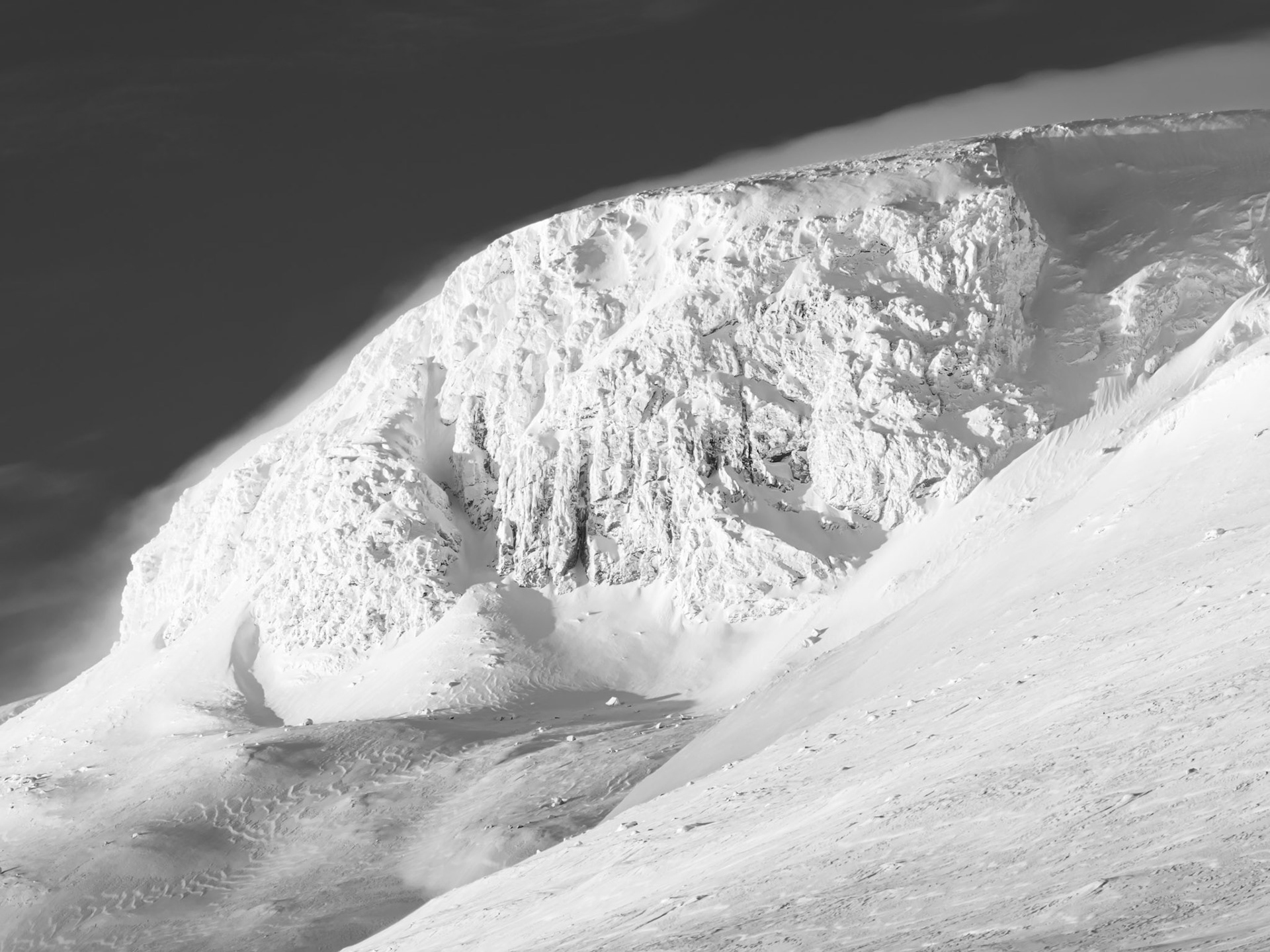 Hallingskarvet/Ice (Available from NOK 9000, depending on size and print material*)