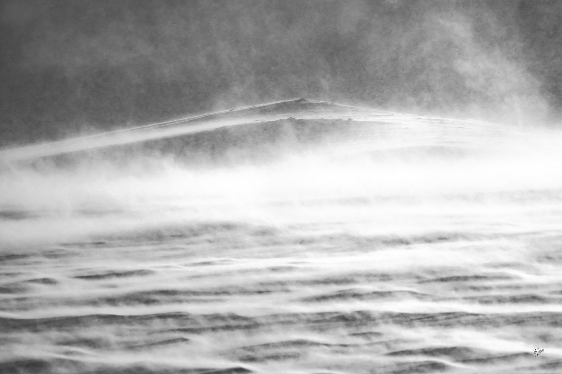 Hallingskarvet/Winter/Storm (Available from NOK 9000, depending on size and print material*)