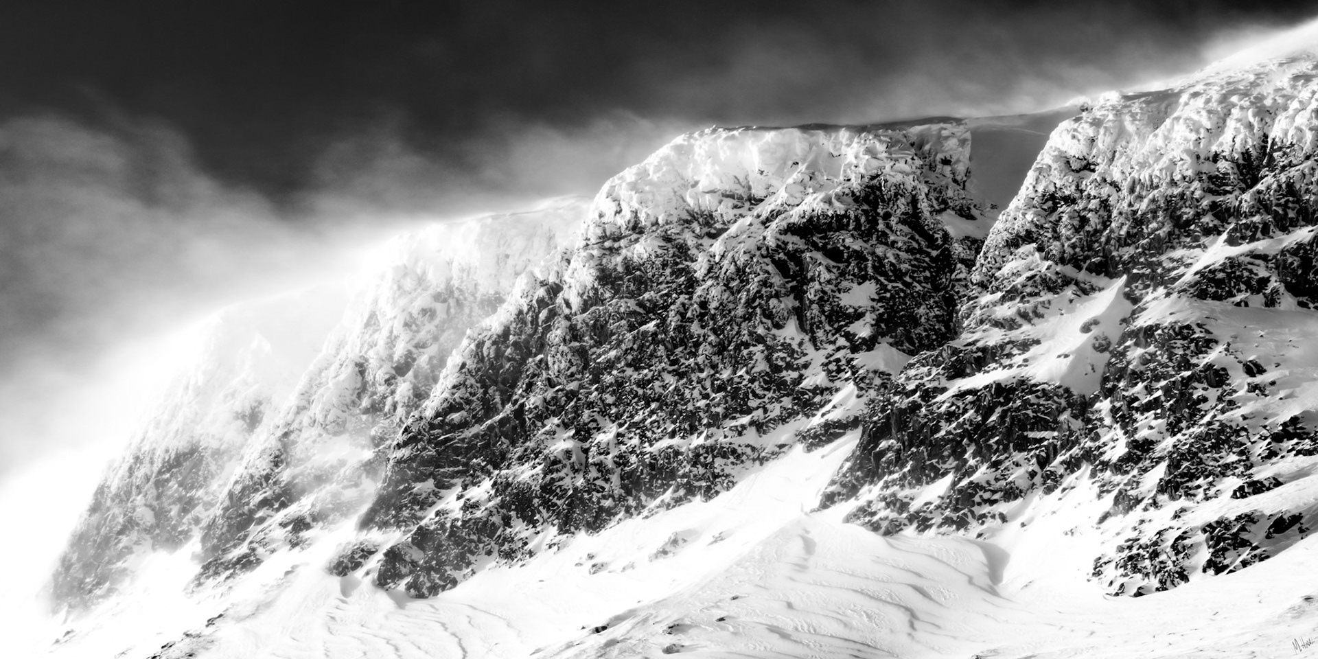 Hallingskarvet/Storm (Available from NOK 9000, depending on size and print material*)