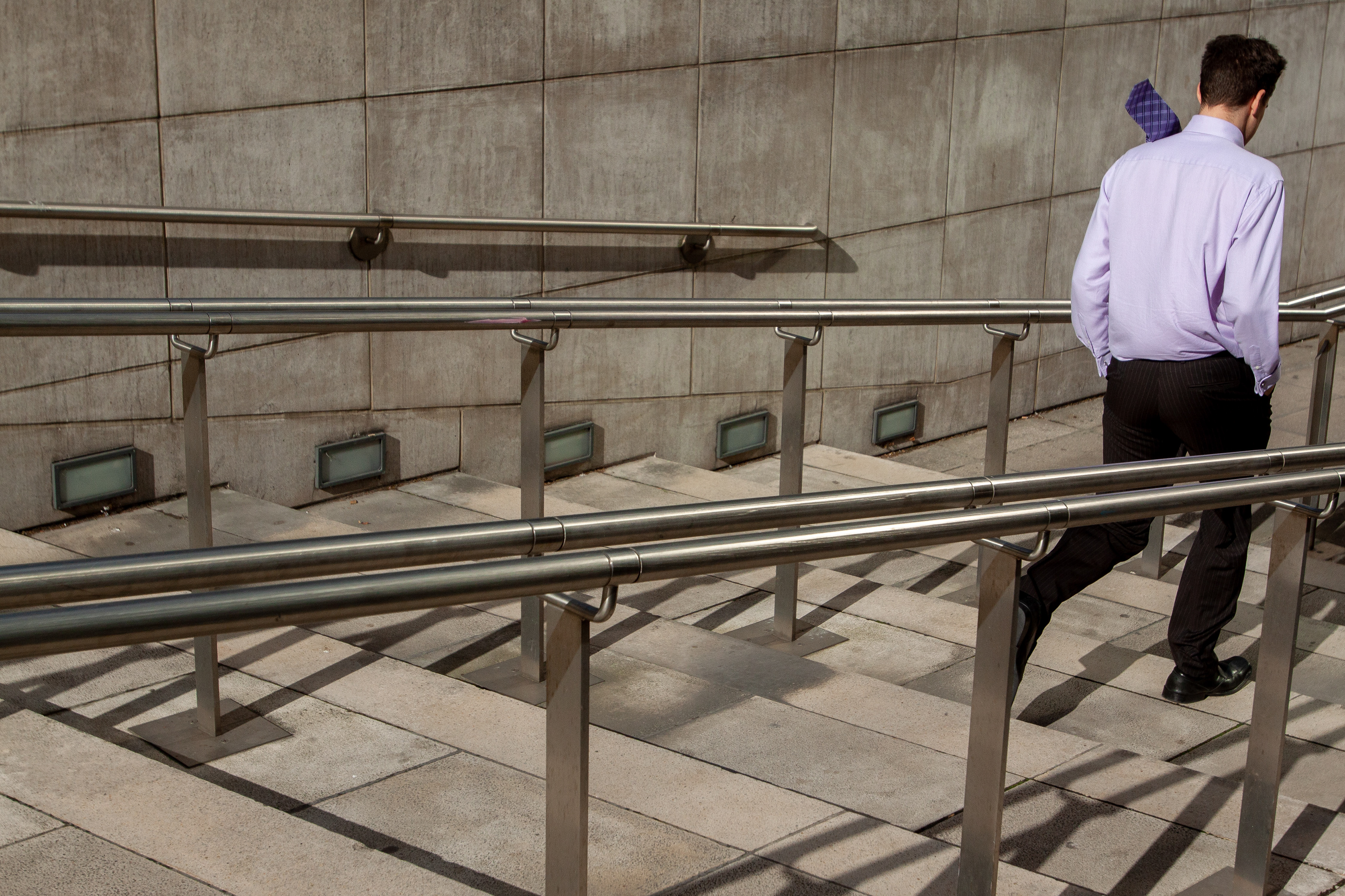 Lunchtime at Canary Wharf, London