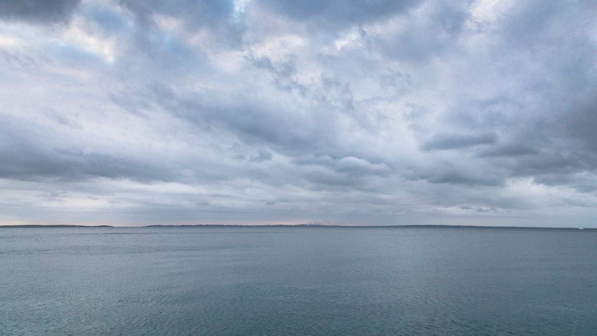 'Sea Explorer' Sunset Chill cruise