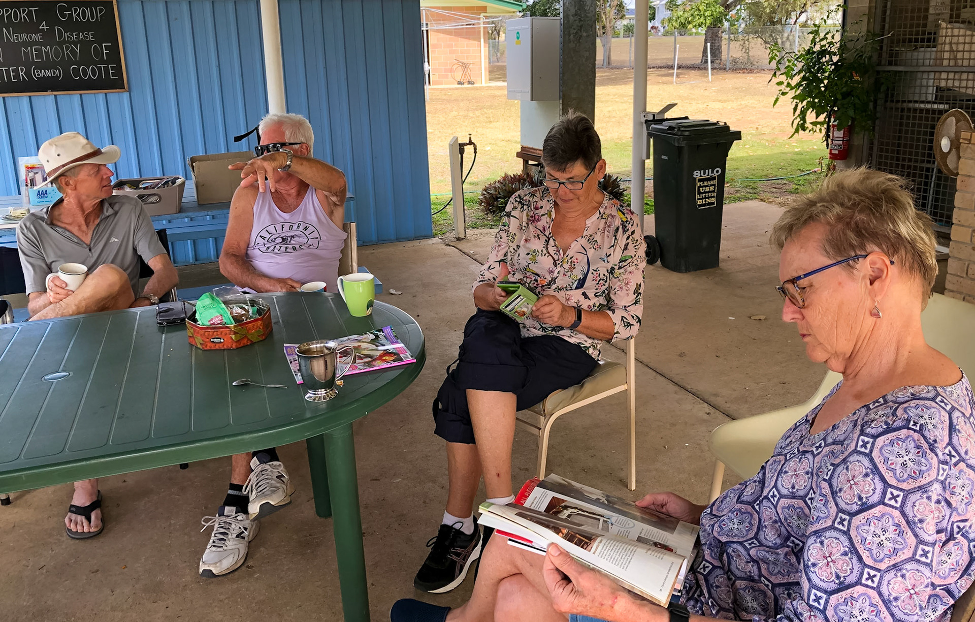 Down time at Biggenden: Harry, John T, Julie &amp; Pam.