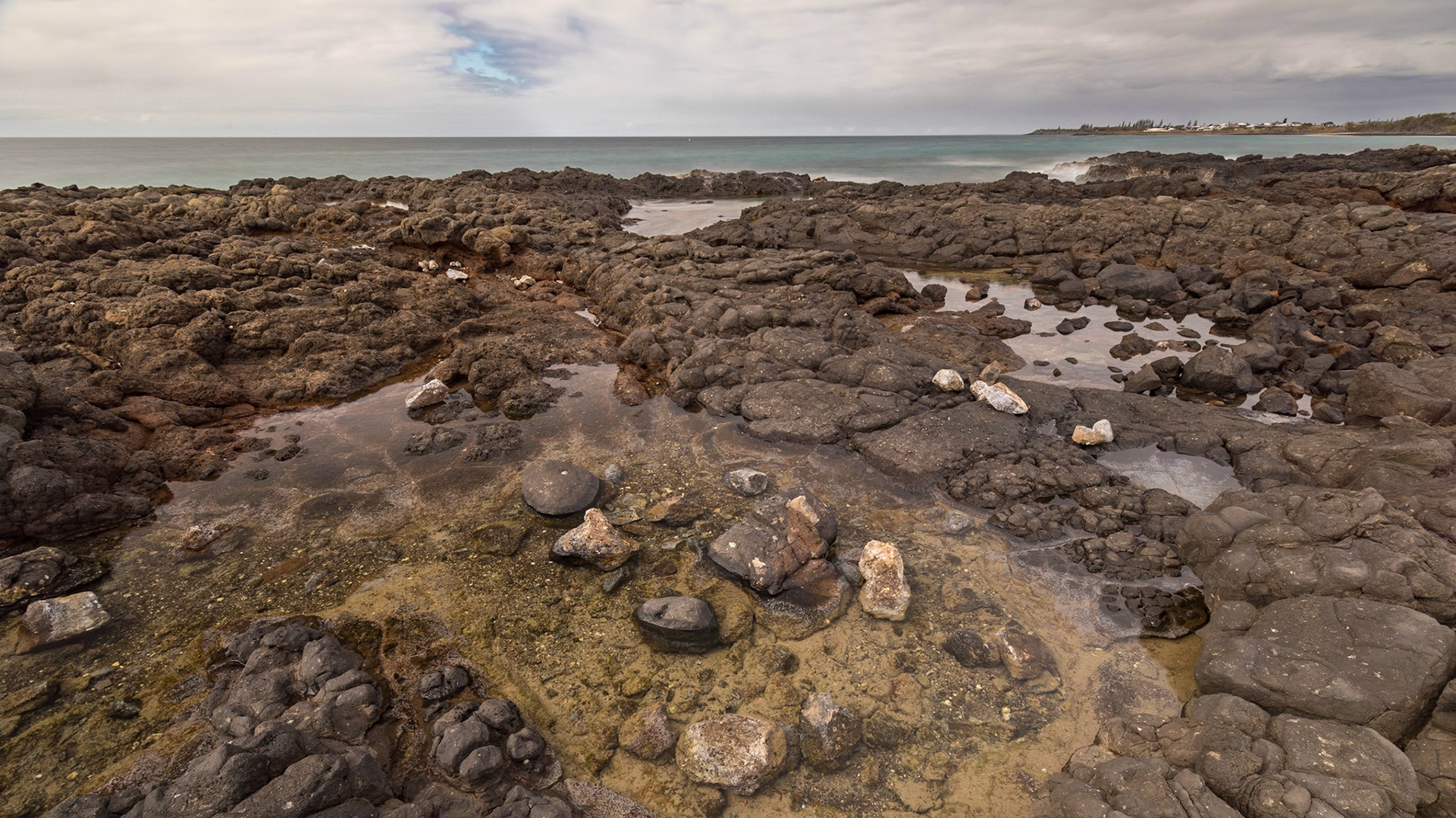 Barolin Rocks, Coral Cove