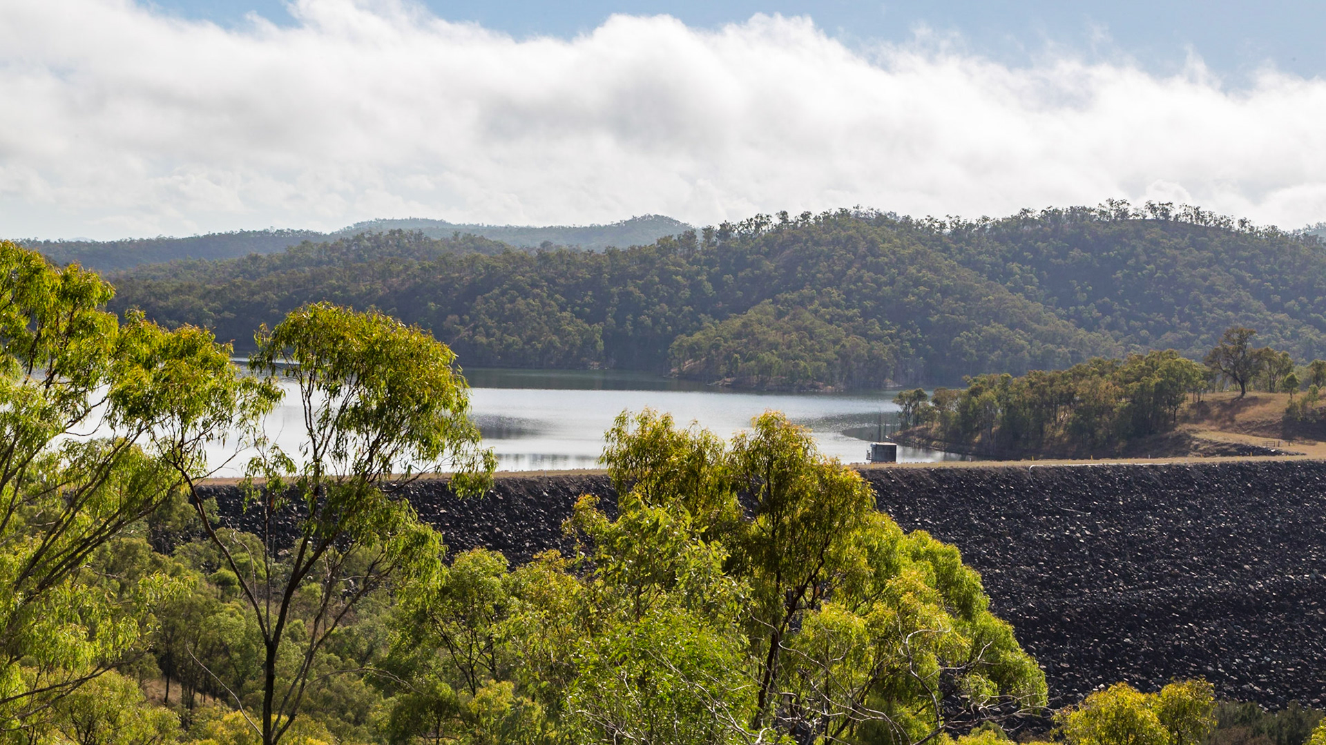 Lake Cania &amp; Dam Wall