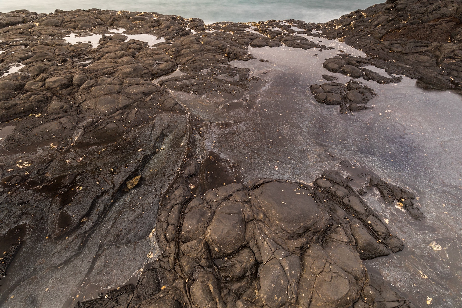 Barolin Rocks, Coral Cove