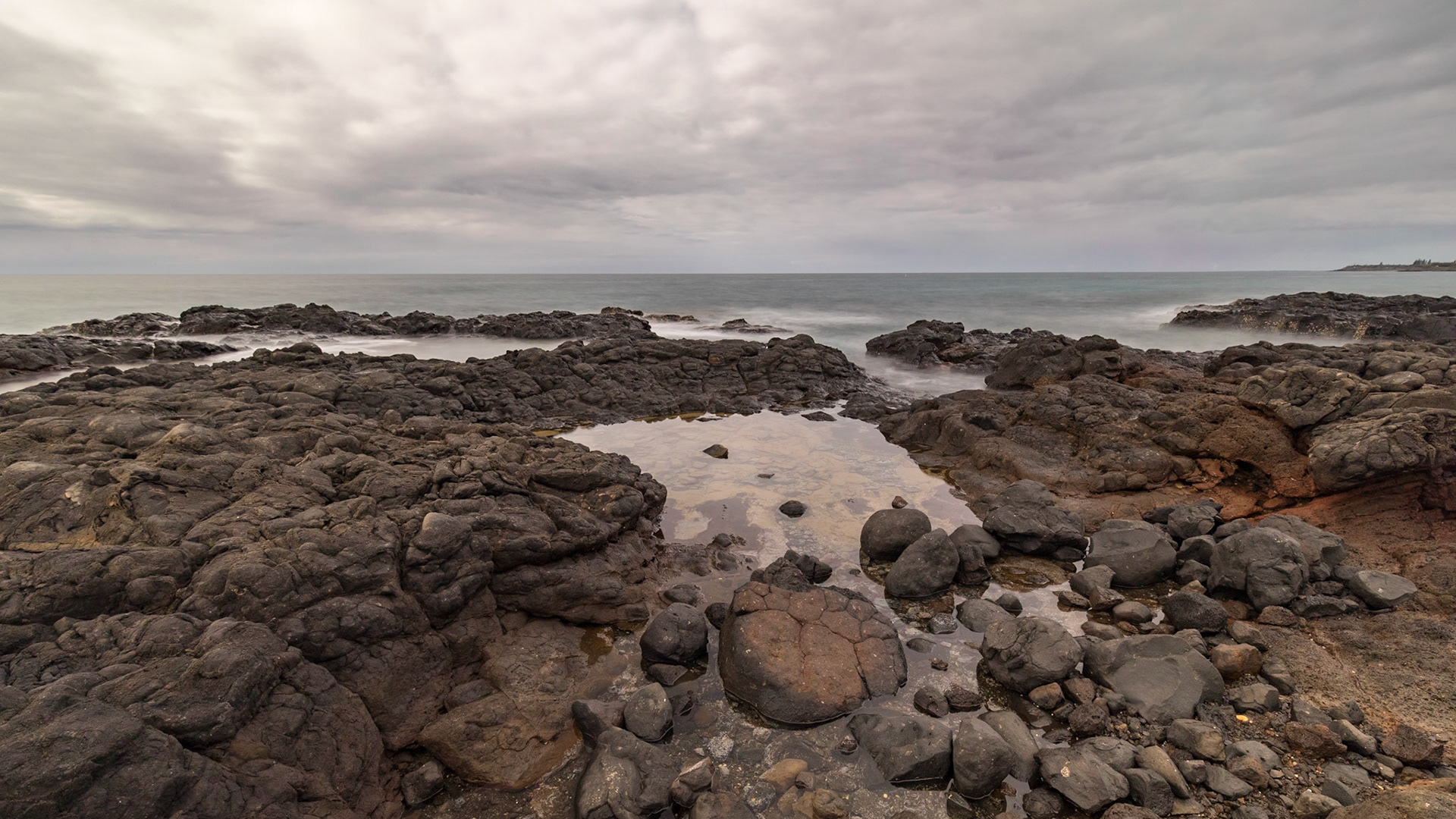 Barolin Rocks, Coral Cove
