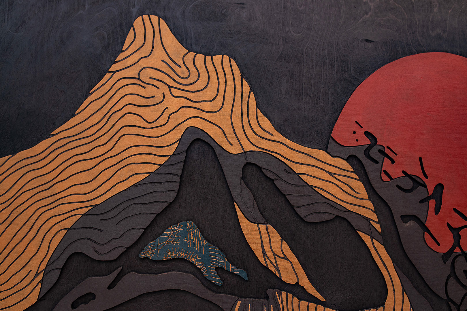 SOLARIS 1 | Acrylique, teinture sur bois sculpté / Acrylic, stain on sculpted wood | 48" x 36" | 2025