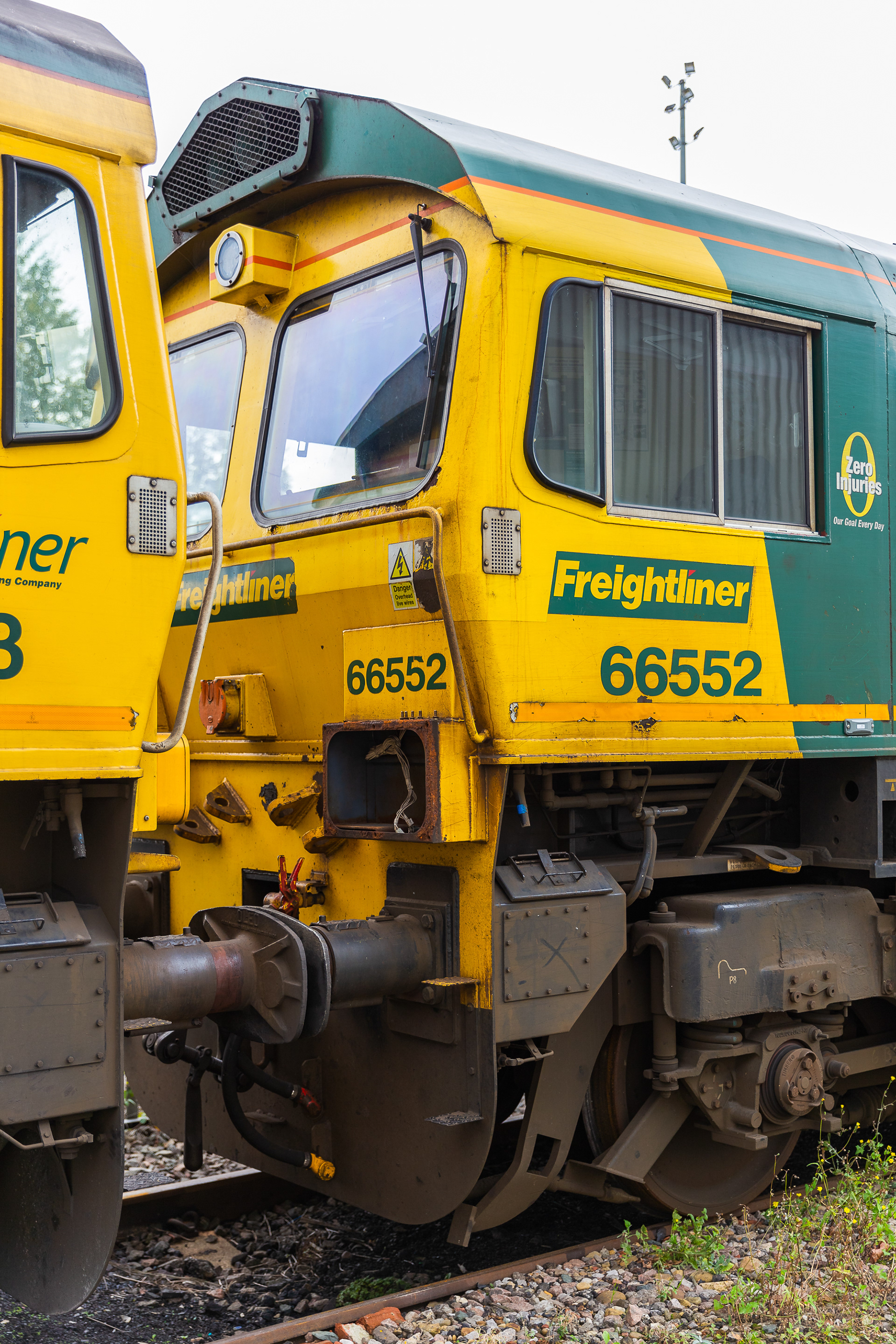 Freightliner 66552