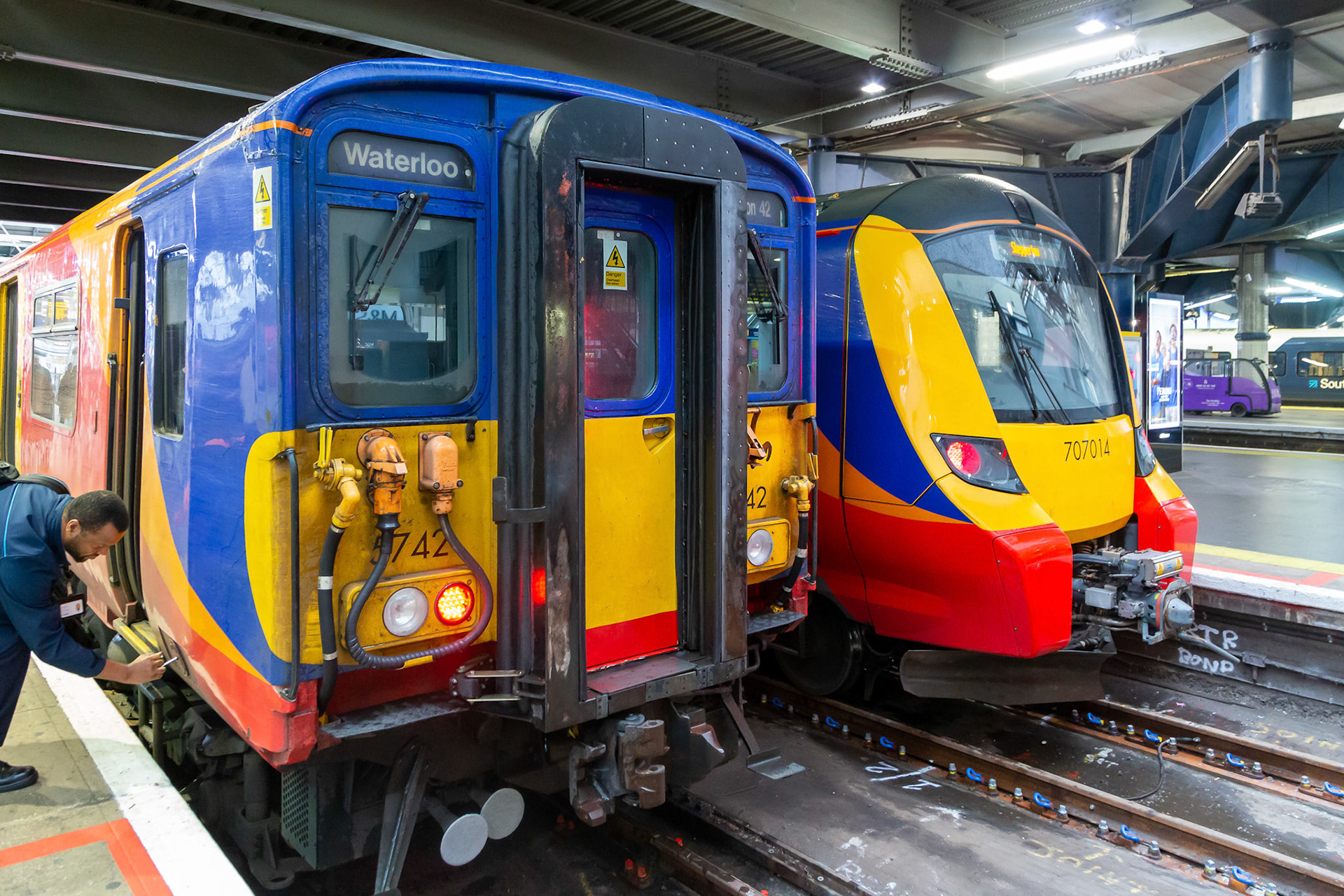 South Western Railway 455742 & 707014 at Waterloo