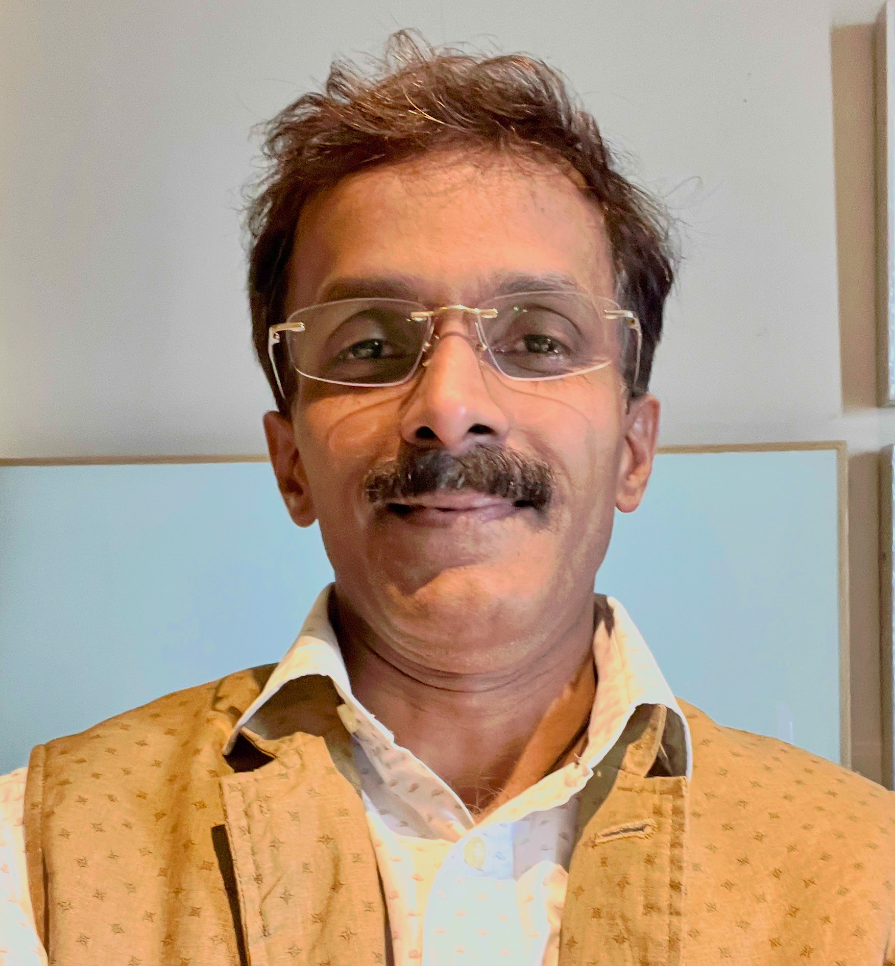 Acharya Mahesh