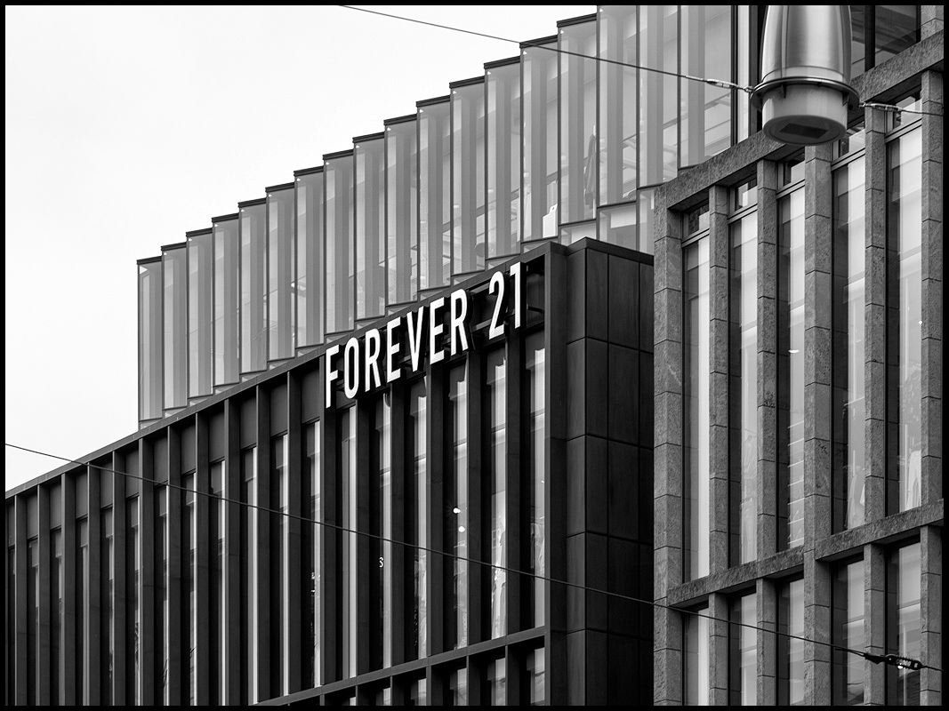 21 - Forever 21, Rokin, Amsterdam.