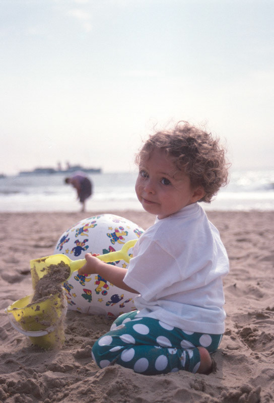 Scan of original Kodachrome 35mm slide.