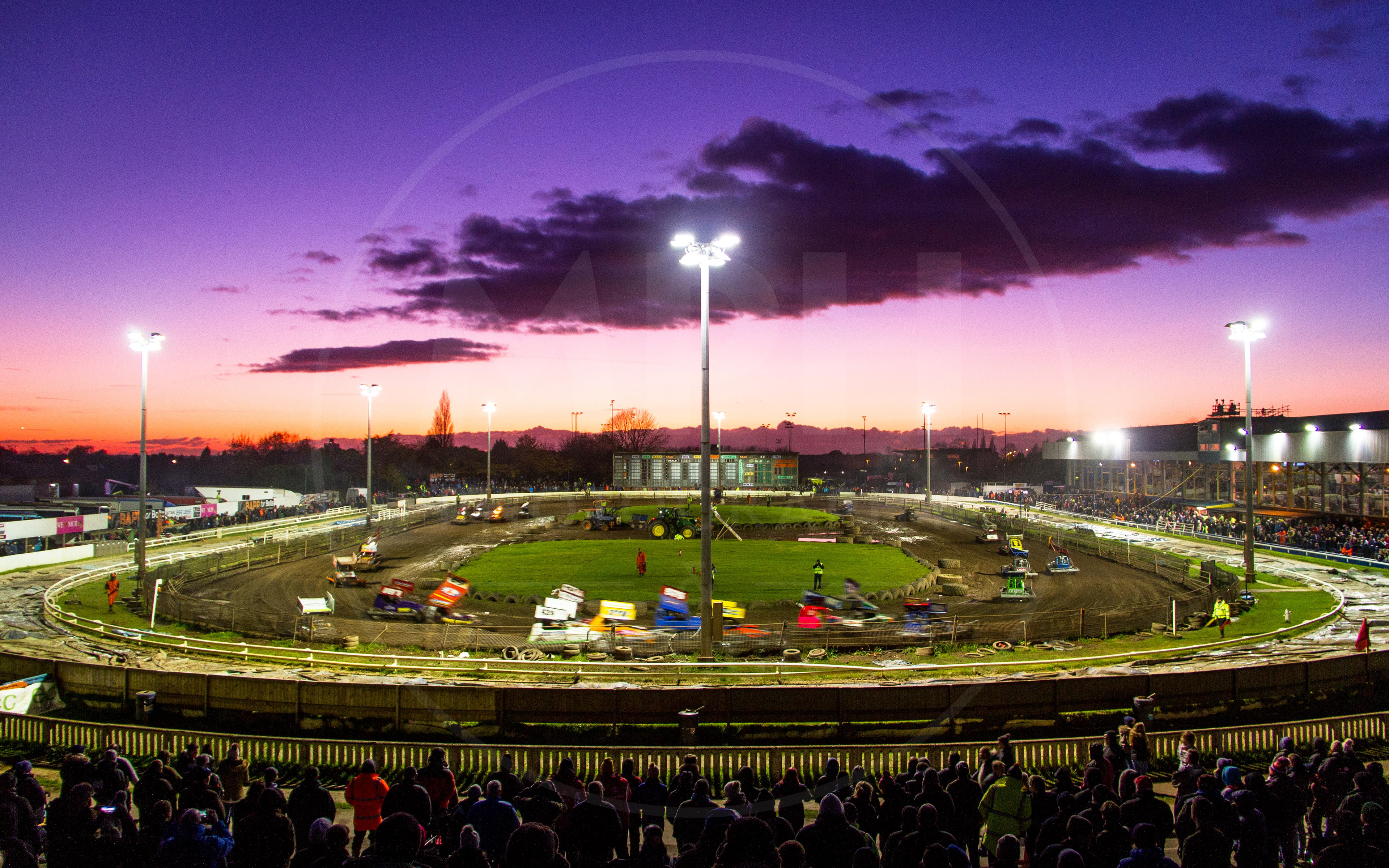 2017 V8 Hotstox, Belle Vue Stadium